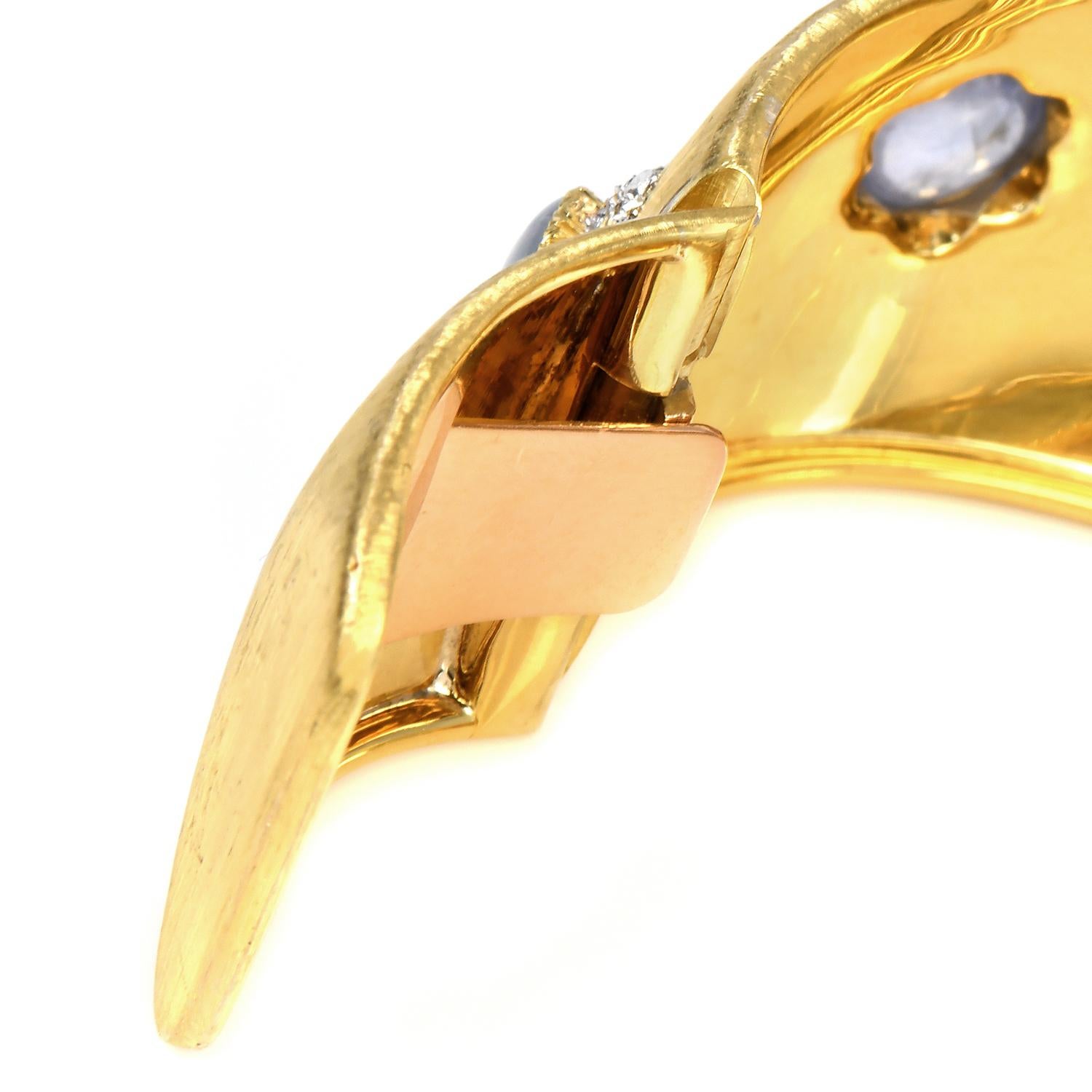 Buccellati Vintage Cabochon Blue Sapphire 18K Gold Cuff Bracelet For Sale 3