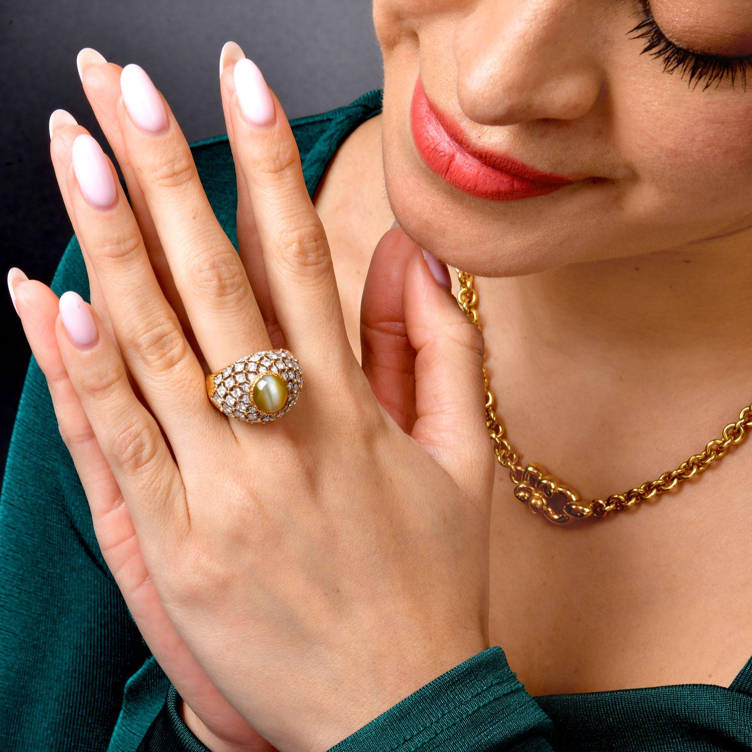 Buccellati Vintage Cat's Eye Chrysoberyl Diamond 18K Cocktail Dome Ring In Excellent Condition For Sale In Miami, FL