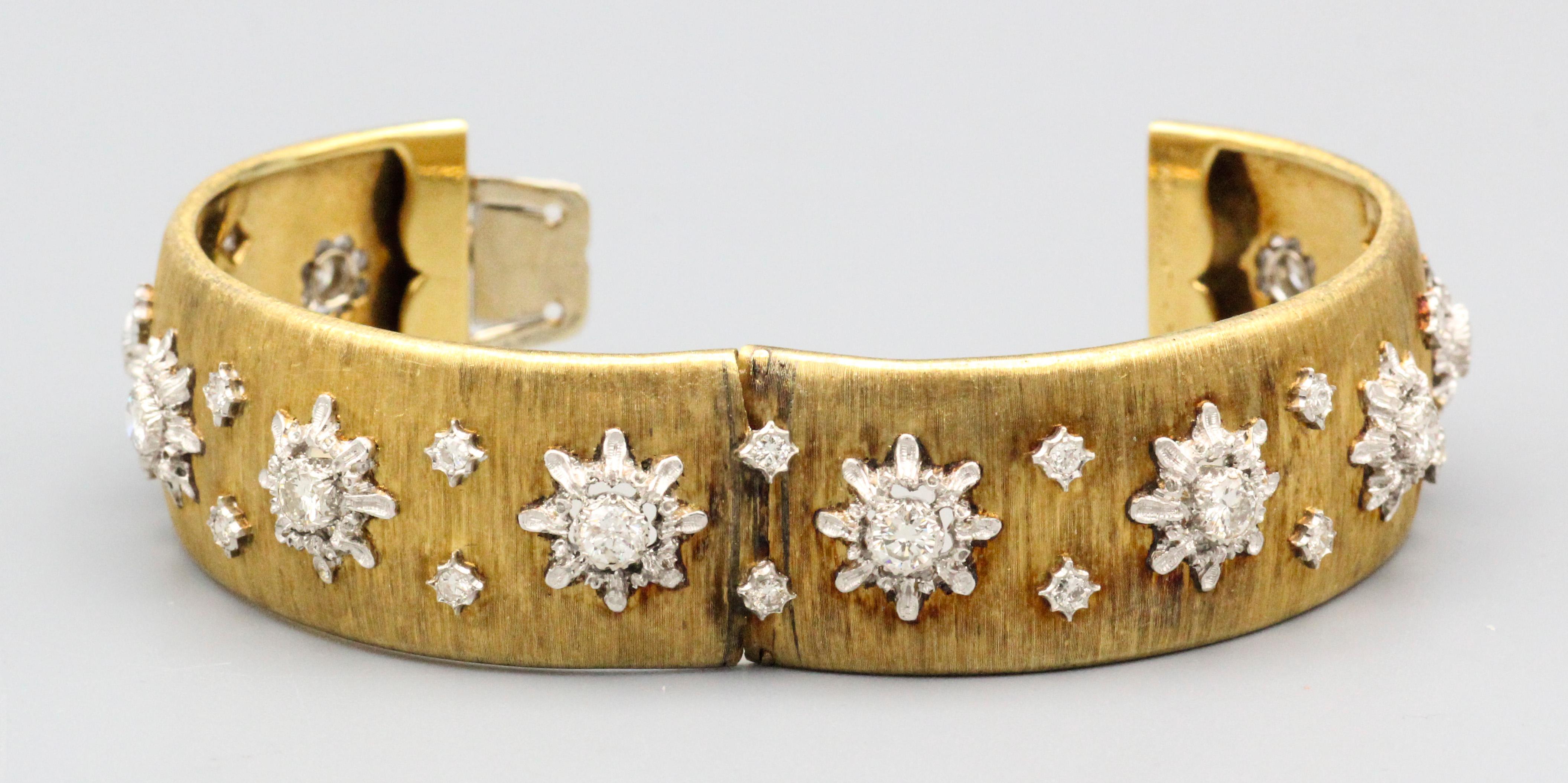 Buccellati Vintage Diamond 18k Gold Bangle Bracelet For Sale 4