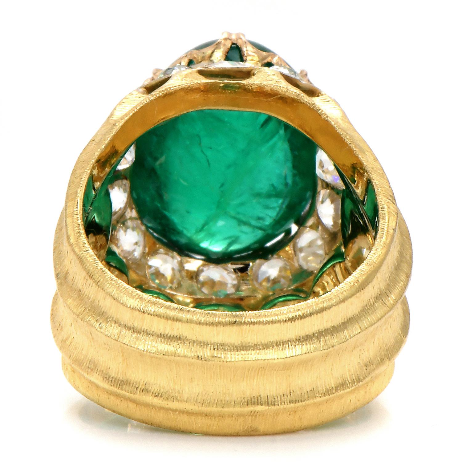 Retro Buccellati Vintage Emerald Diamond 18k Gold Cocktail Ring