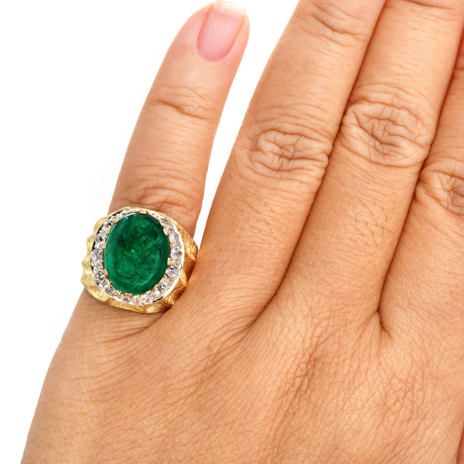 Cabochon Buccellati Vintage Emerald Diamond 18k Gold Cocktail Ring
