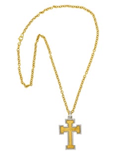 Buccellati Vintage Italian Platinum 18 Karat Gold Cross Pendant Necklace