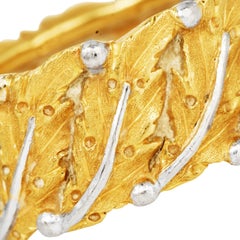 Buccellati Vintage Oak Leaf Engraved 18K Gold Band Ring