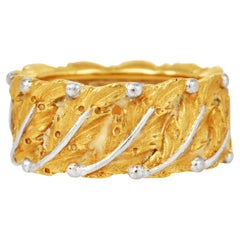 Buccellati Vintage Oak Leaf Engraved 18K Gold Band Ring