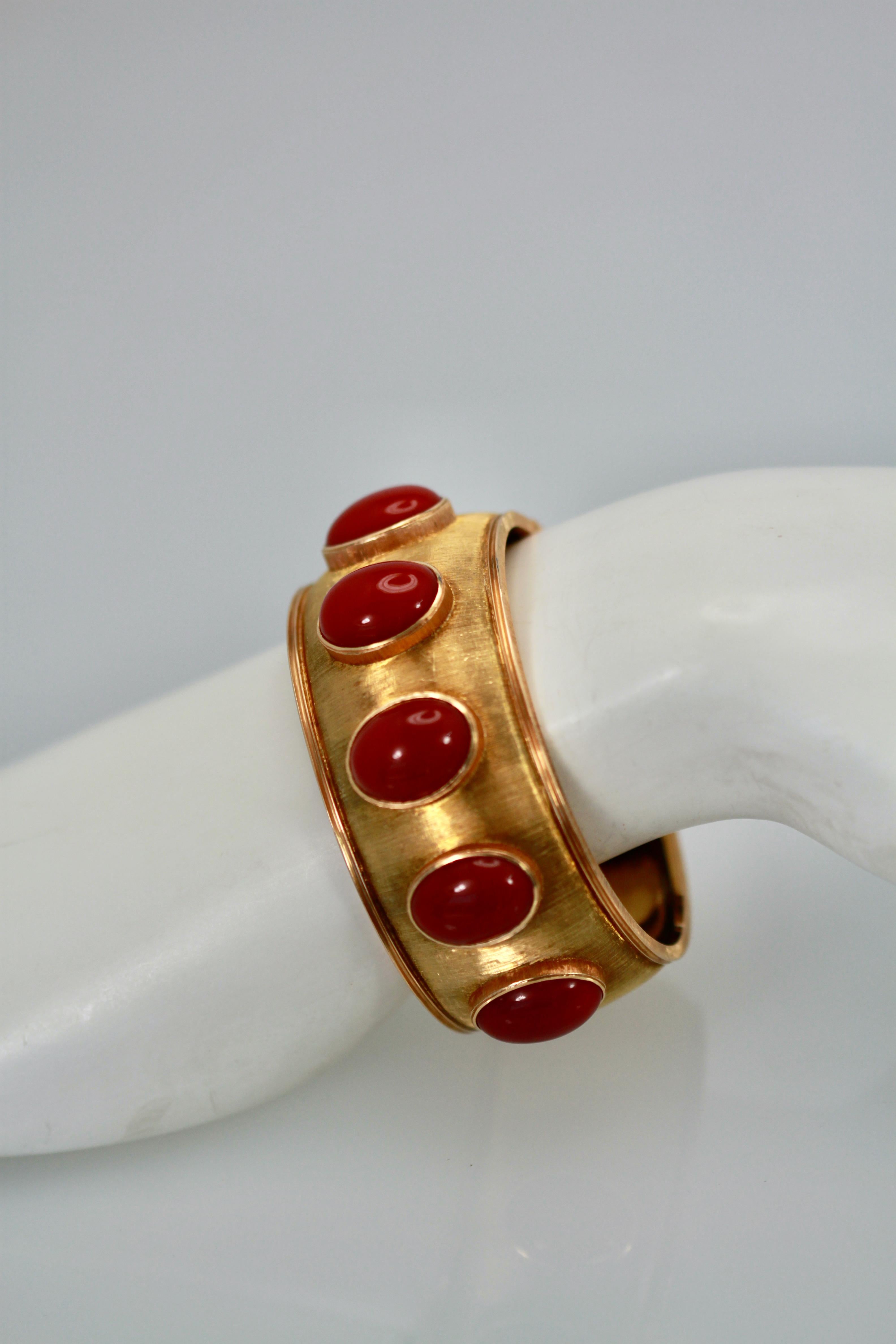 Buccellati Yellow Gold Wide Coral Bracelet 18K For Sale 8