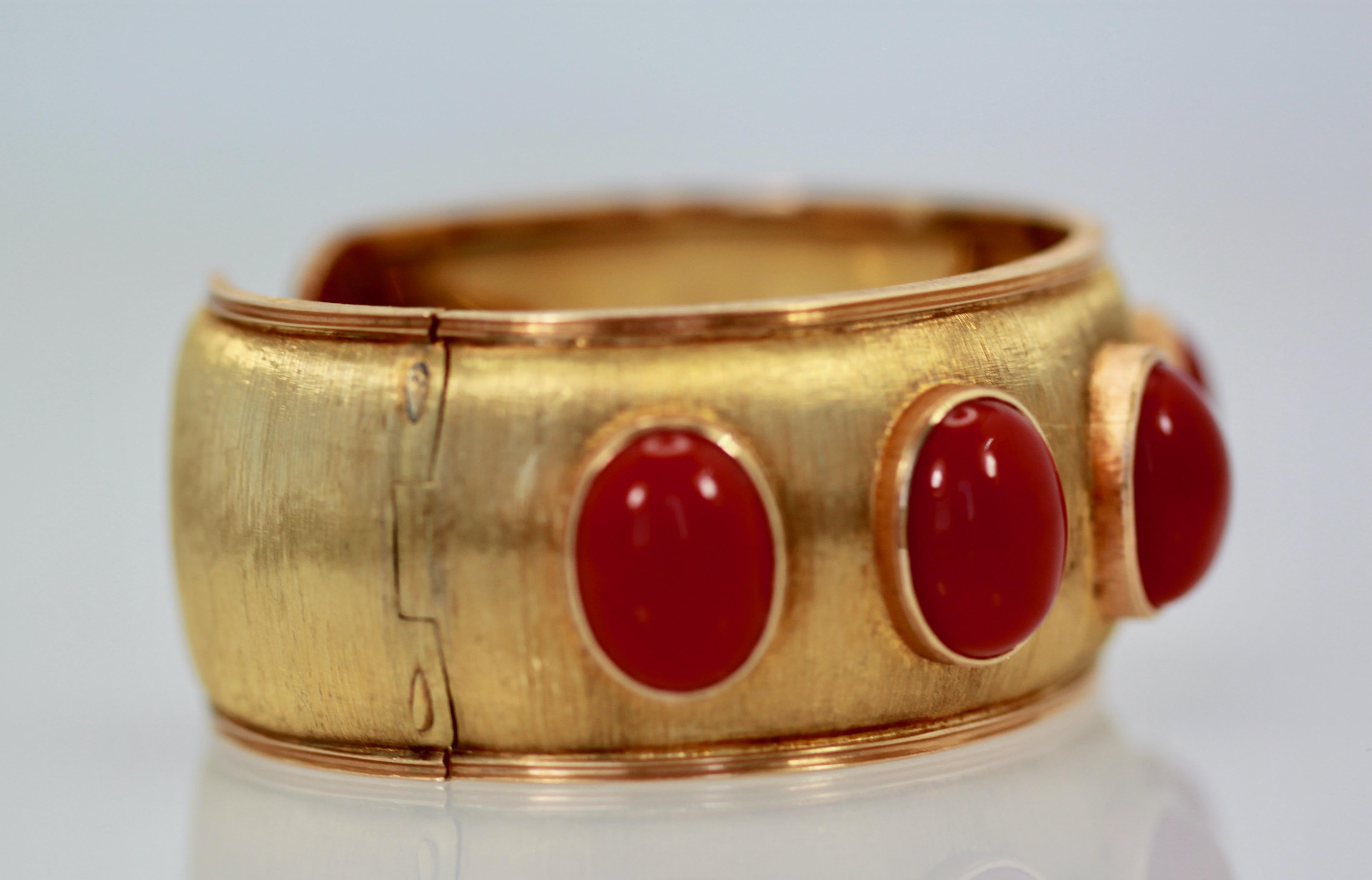 Oval Cut Buccellati Yellow Gold Wide Coral Bracelet 18K For Sale