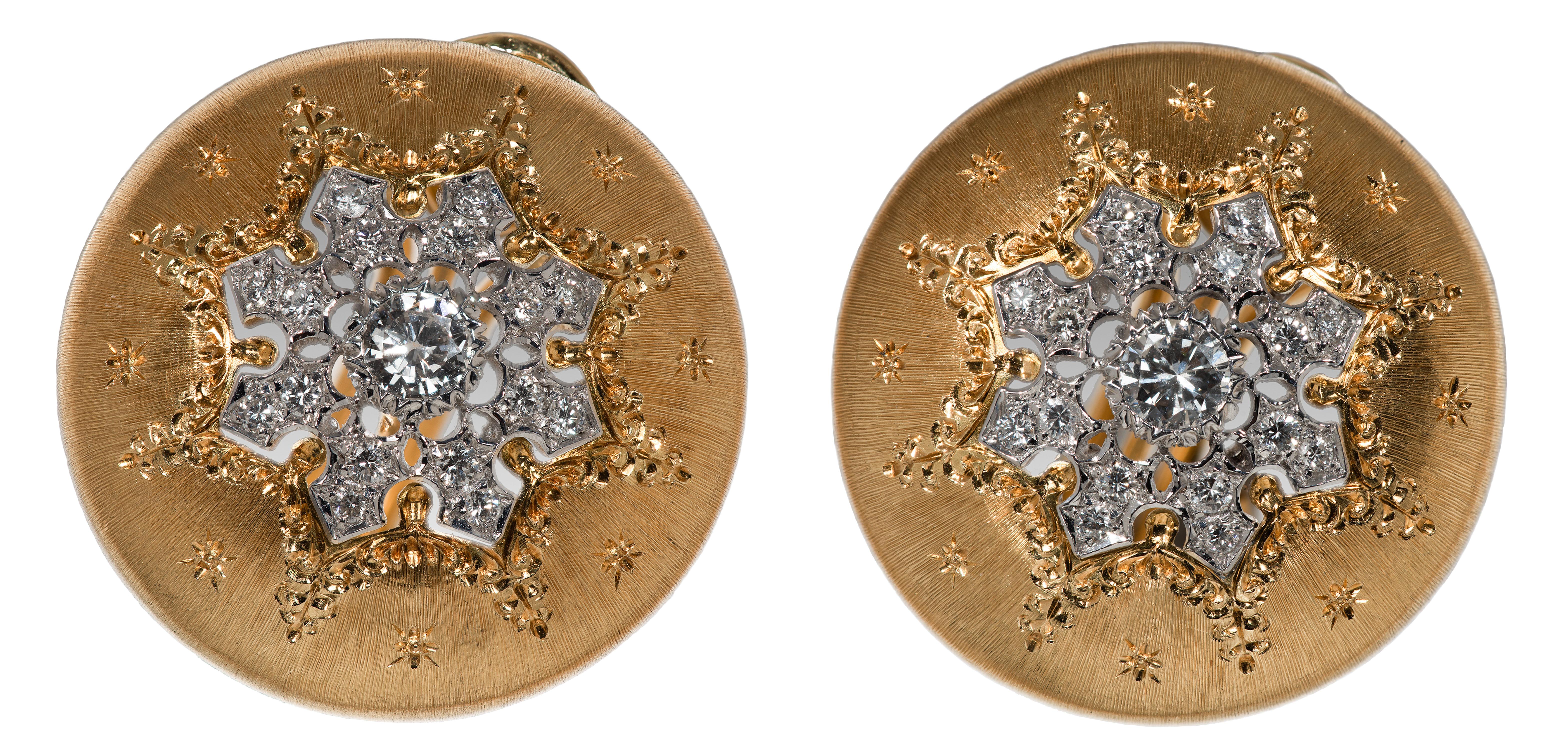 Buccellatti Button Yellow Gold Earrings In Excellent Condition In Weston, MA