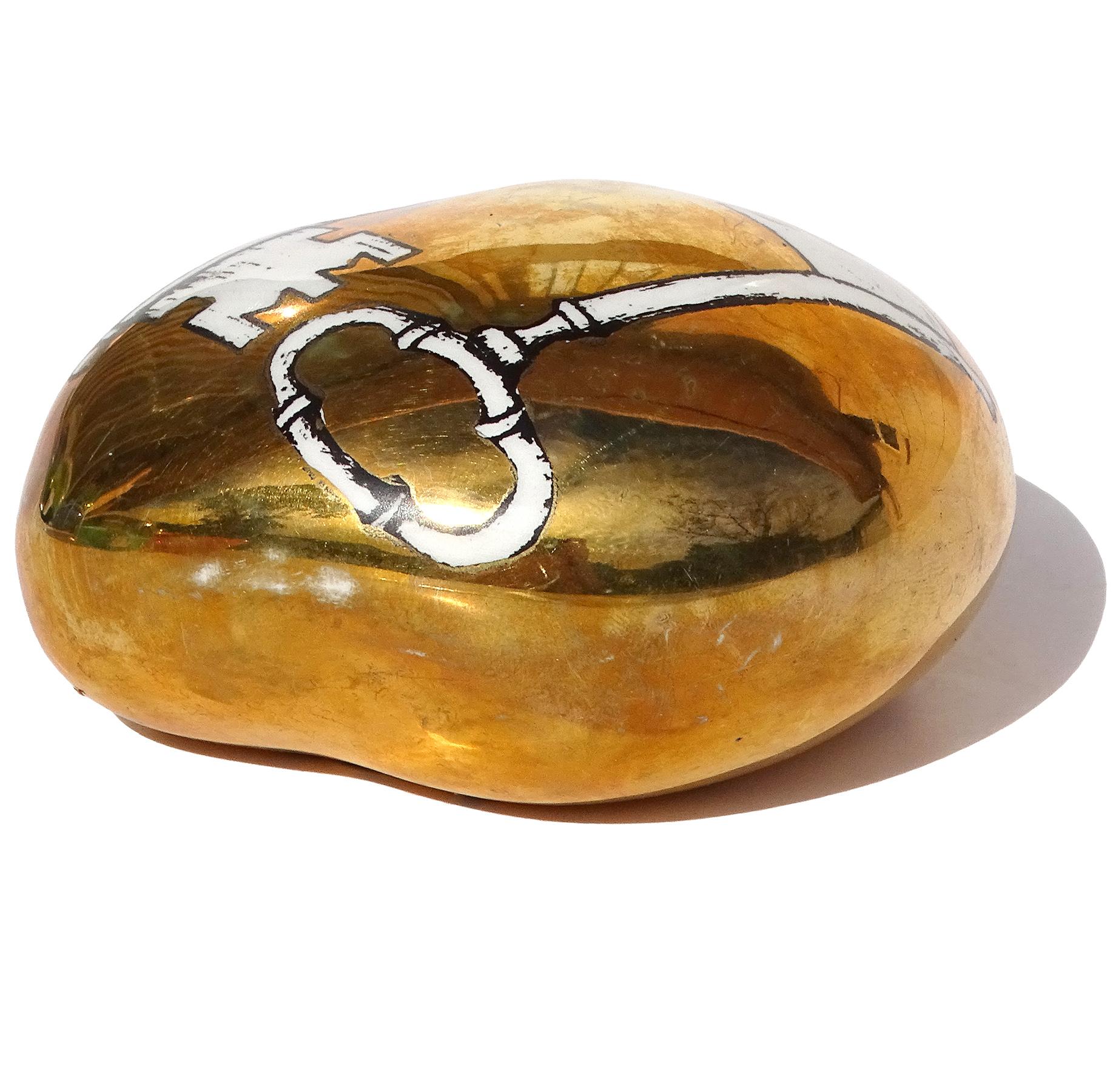 20th Century Bucciarelli Milano Italy Key Design Porcelain Gold Piero Fornasetti Paperweight