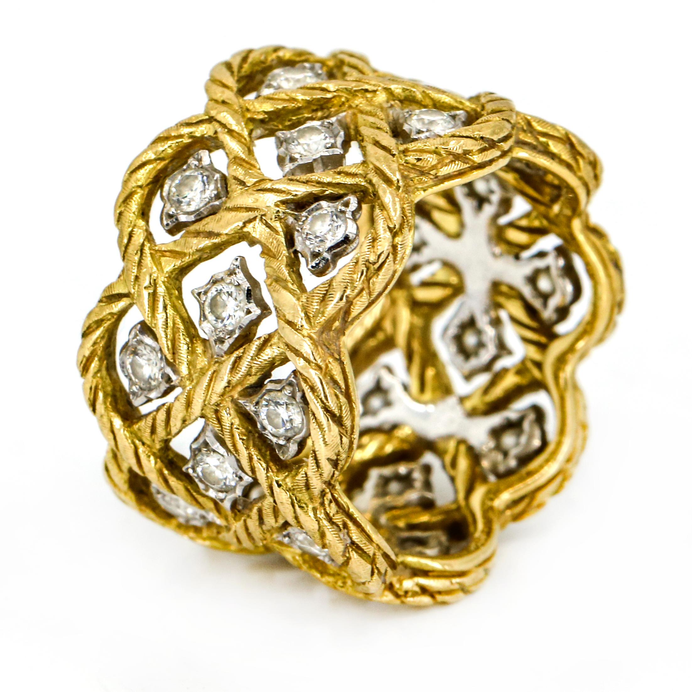 Bucellati 18 Karat Gold Etoilee Diamond Wide Band Ring For Sale 2