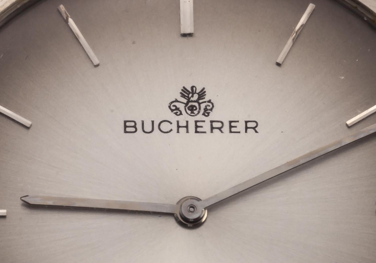 Bucherer Montre à remontage manuel en or blanc 18 carats avec boîte d'origine 2545 Bon état - En vente à Sherman Oaks, CA