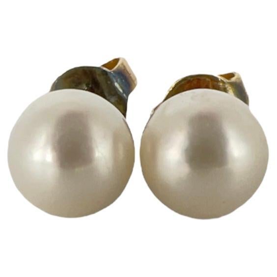 Bucherer 750 Gold and Cultured Pearl Earrings For Sale