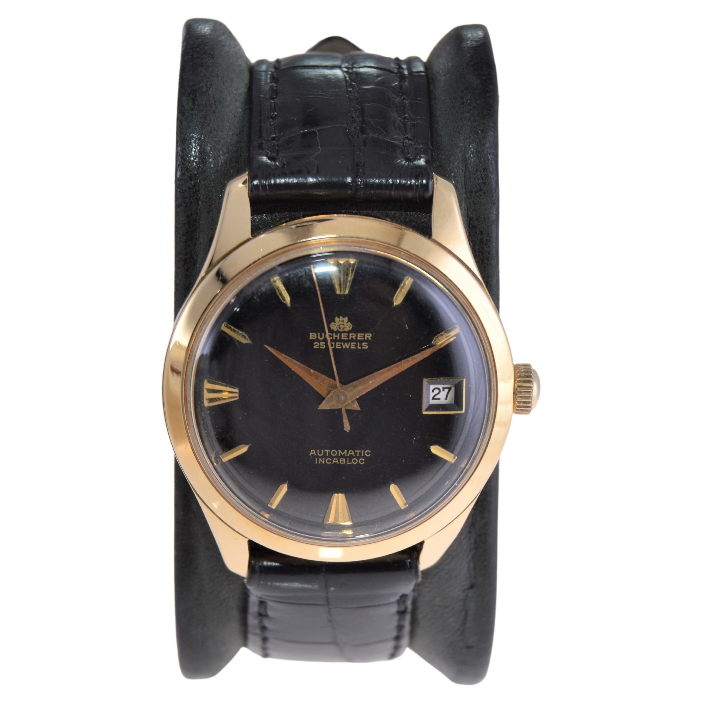 Bucherer Montre-bracelet Art déco automatique en or 18 carats avec cadran noir d'origine  en vente