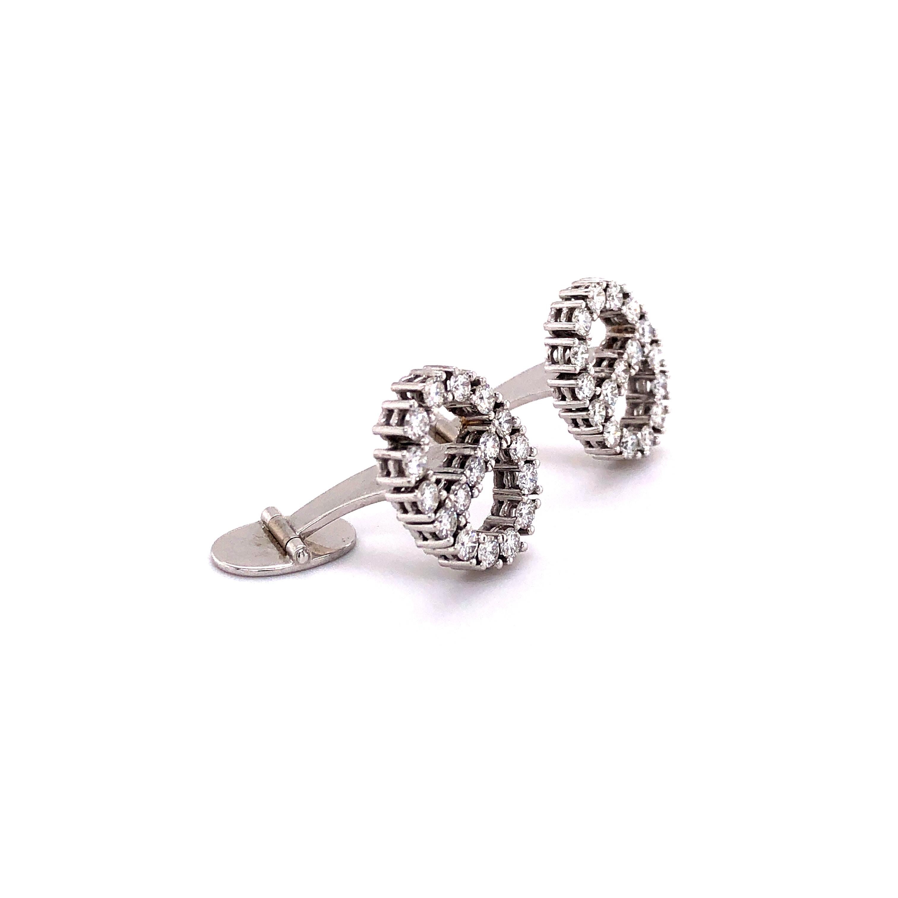 Gemelos Bucherer de oro blanco de 18 quilates con diamantes Moderno en venta
