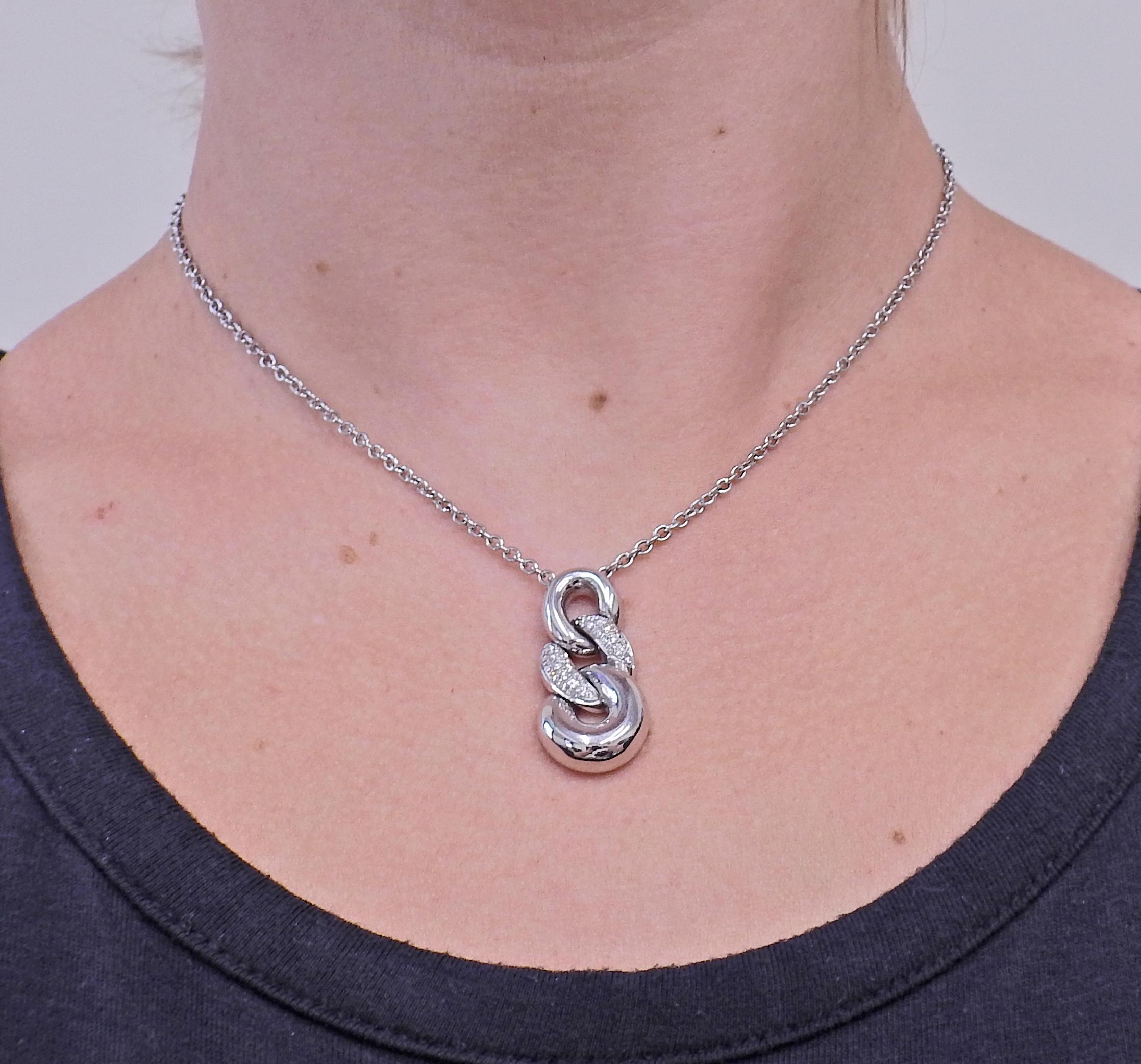 Bucherer Diamond Pendant Necklace In New Condition For Sale In Lambertville, NJ