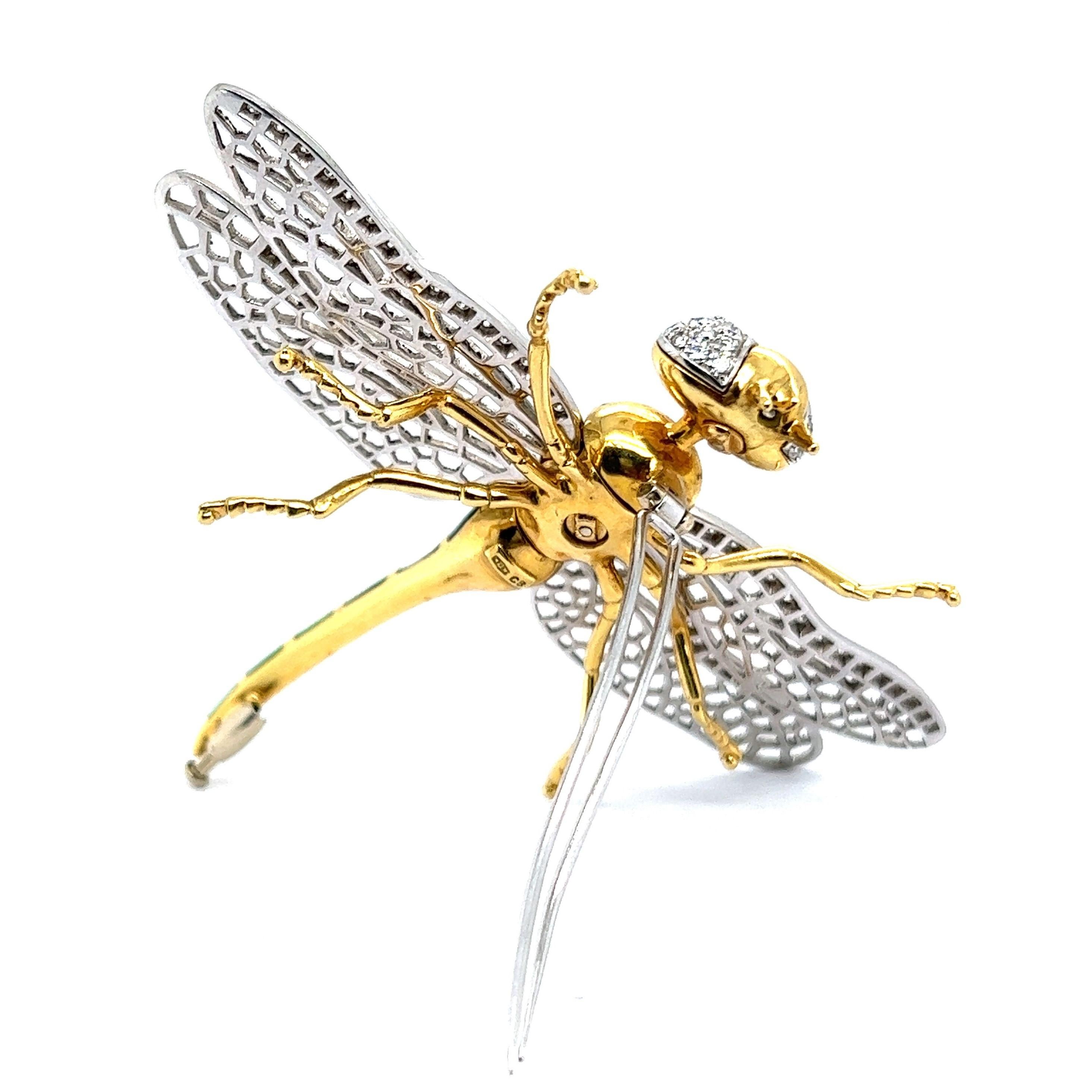 Taille brillant Bucherer Broche libellule en or jaune et blanc 18 carats avec diamants en vente