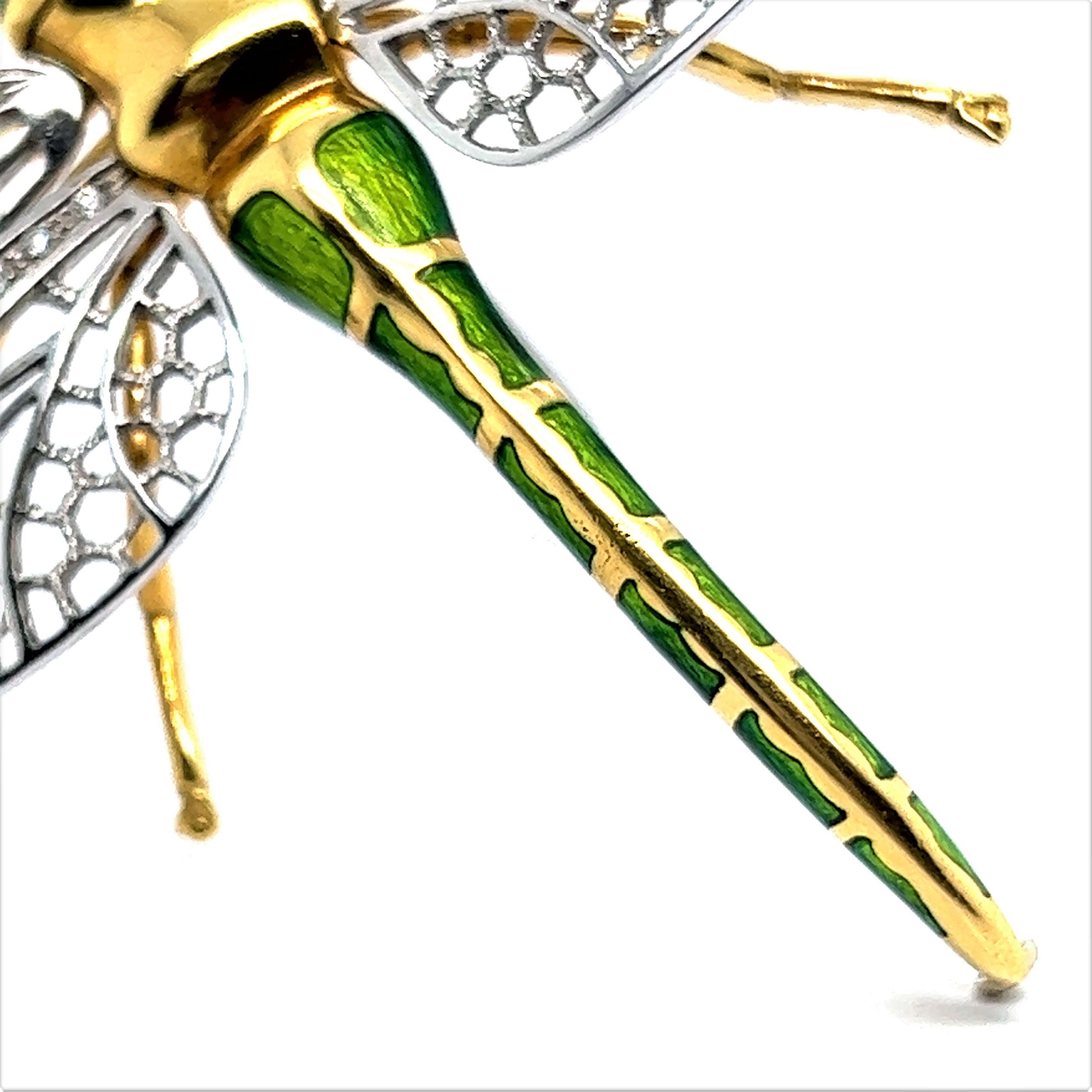 Contemporary Bucherer Dragonfly Brooch with Diamonds in 18 Karat Yellow and White Gold For Sale