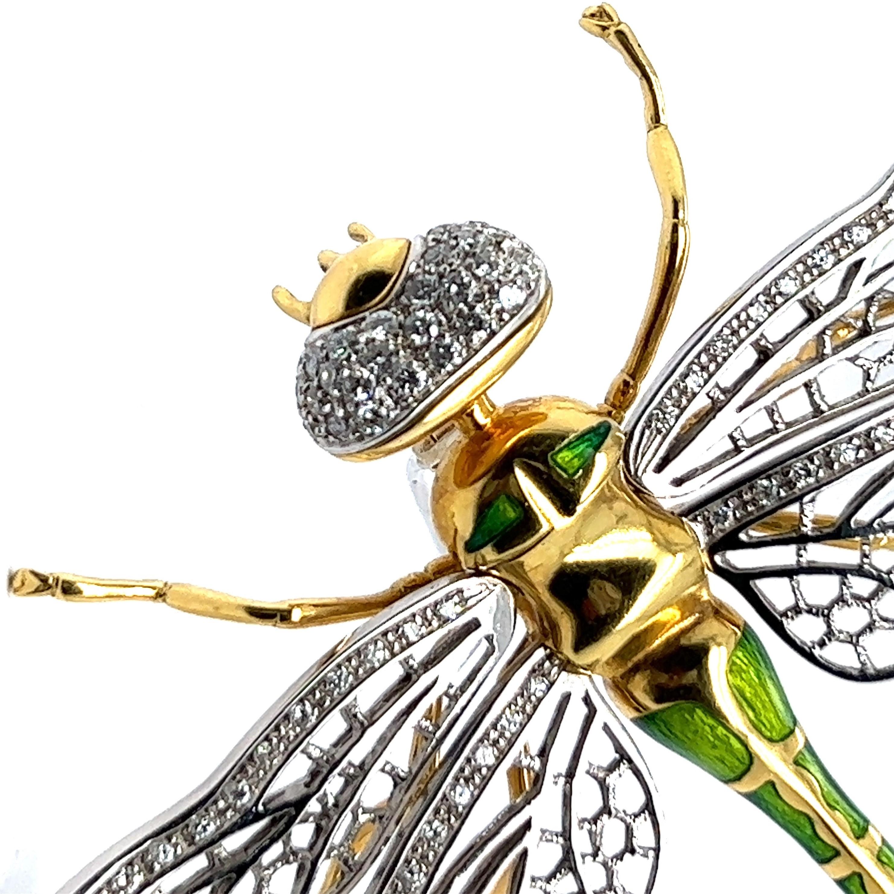 Bucherer Dragonfly Brooch with Diamonds in 18 Karat Yellow and White Gold In Excellent Condition For Sale In Lucerne, CH
