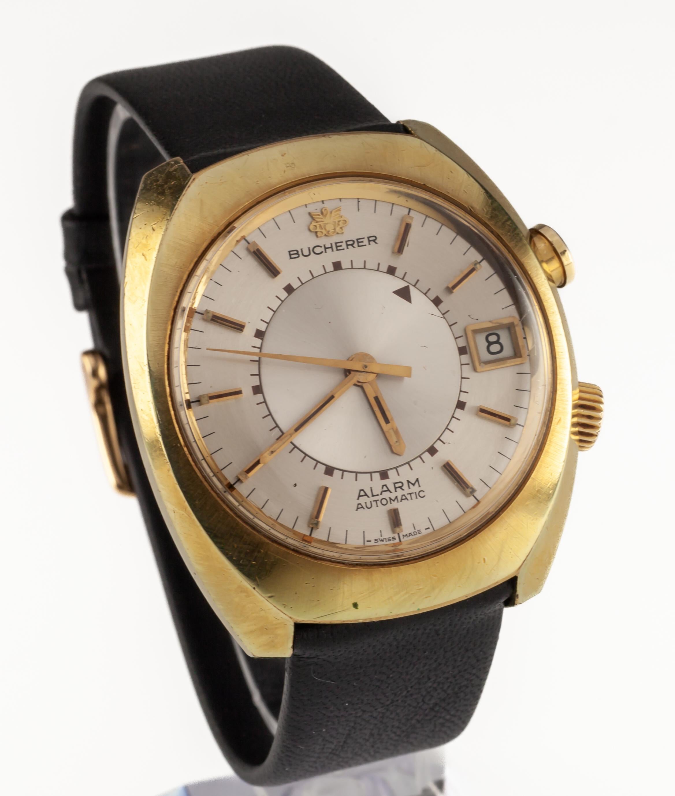 Bucherer Montre d'alarme automatique « Mémomatic » plaquée or avec bracelet en cuir 2980 Date en vente 1