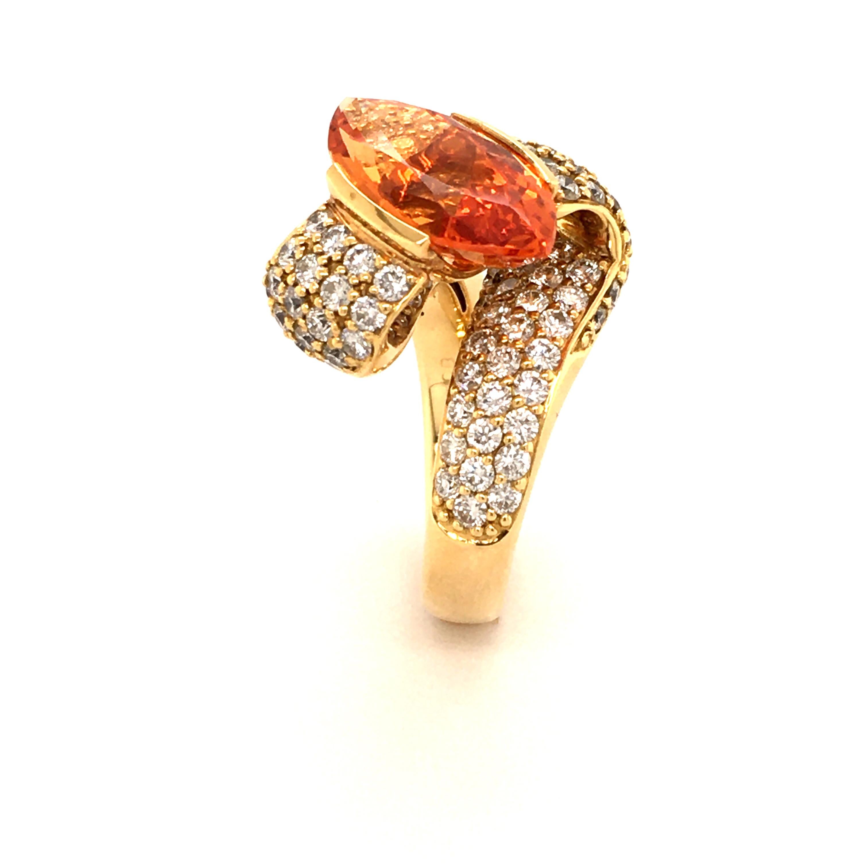 Modern Bucherer Spessartine and Diamond 18 Karat Yellow Gold Ring