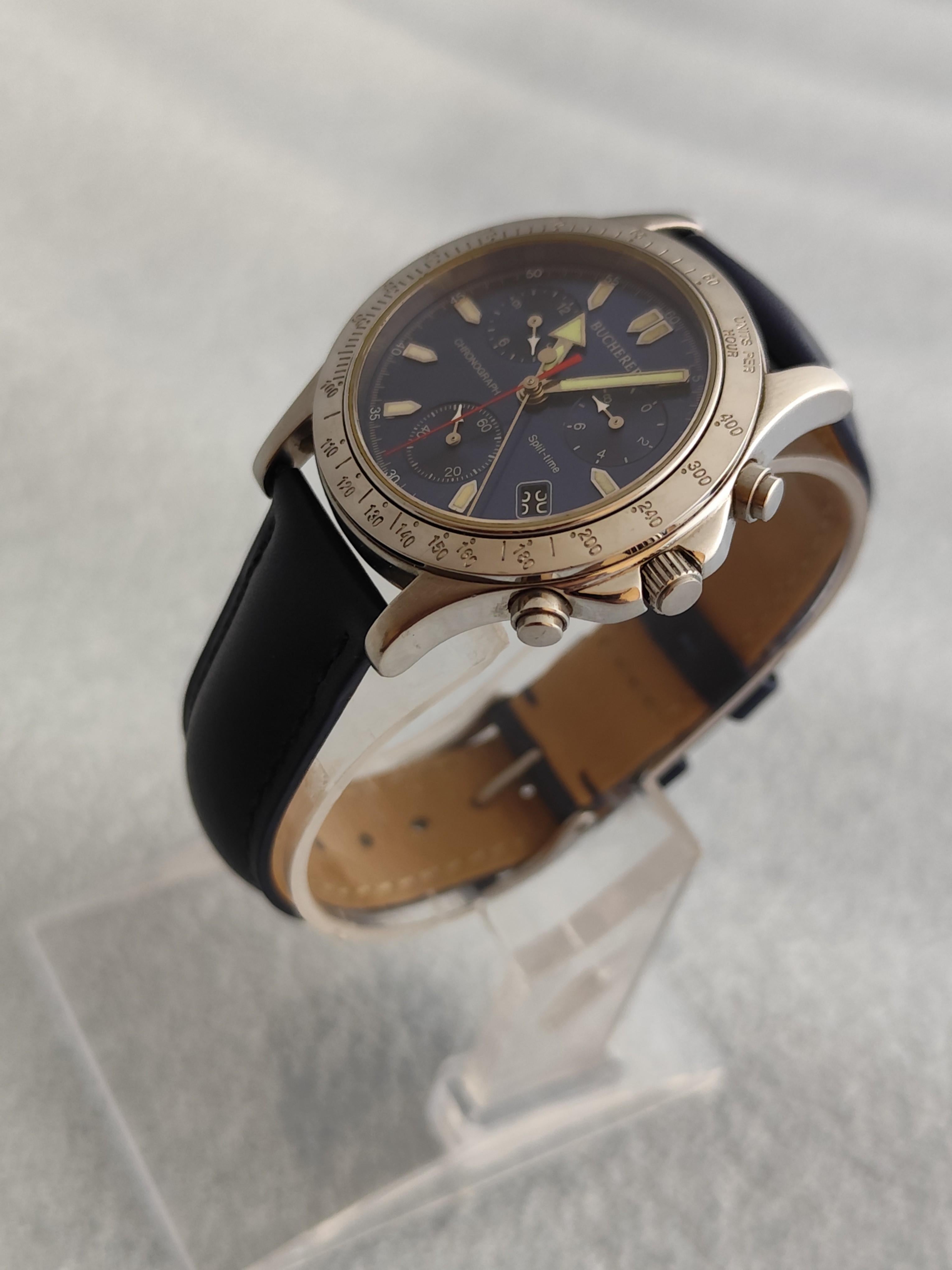  Marca : Bucherer

Model No: Cronógrafo Split-Time

Número de referencia: 251920

País de fabricación: Suiza

Movimiento: Cuarzo

Material de la caja: Acero inoxidable

Medidas :40mm de diámetro (sin contar la corona )

Tipo de correa : Postventa