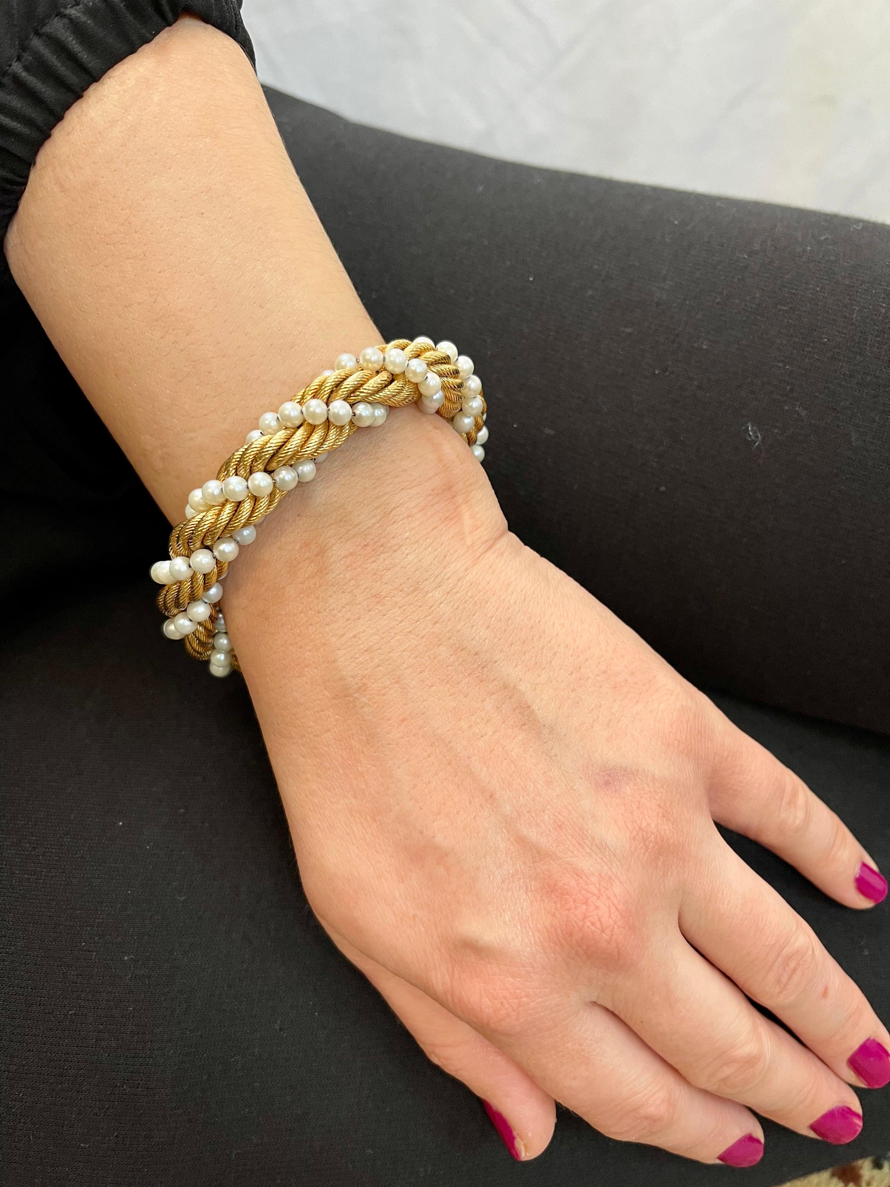 Bucherer, collier et bracelet deux pièces en or jaune 18 carats et perles en vente 9