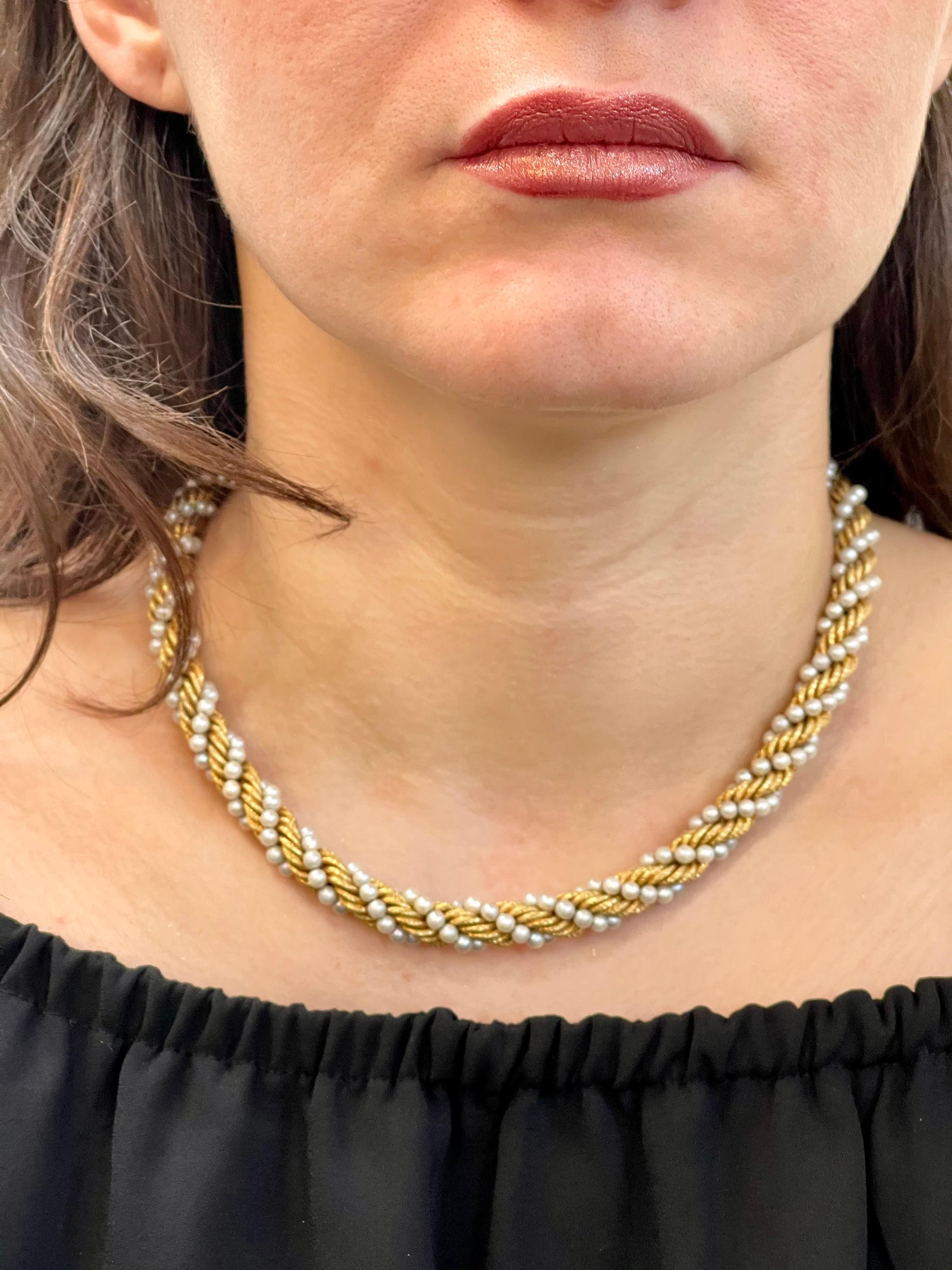 Bucherer Zweiteiliges Set aus Halskette und Armband aus 18 Karat Gelbgold und Perlen im Angebot 9