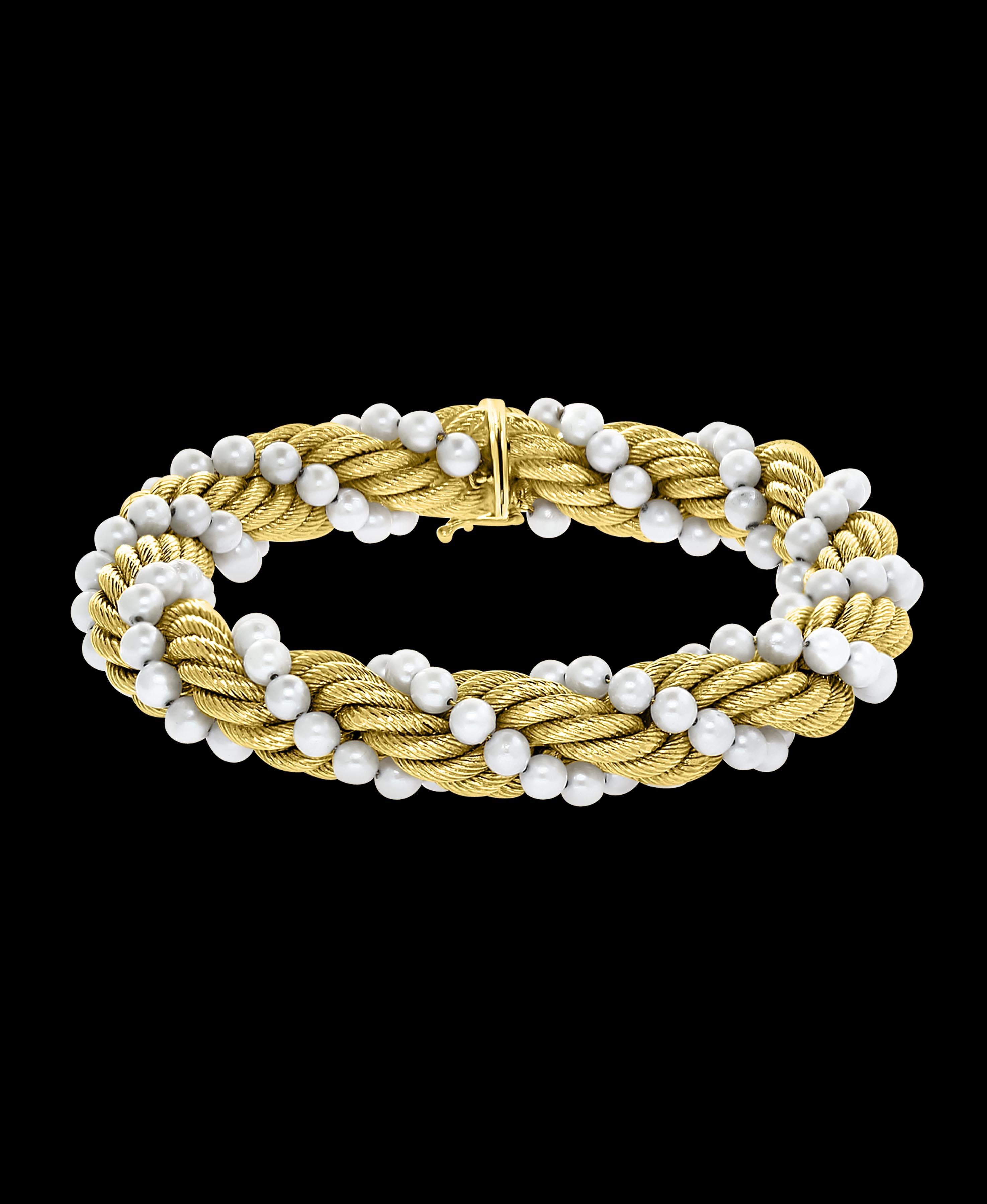 Bucherer, collier et bracelet deux pièces en or jaune 18 carats et perles Pour femmes en vente