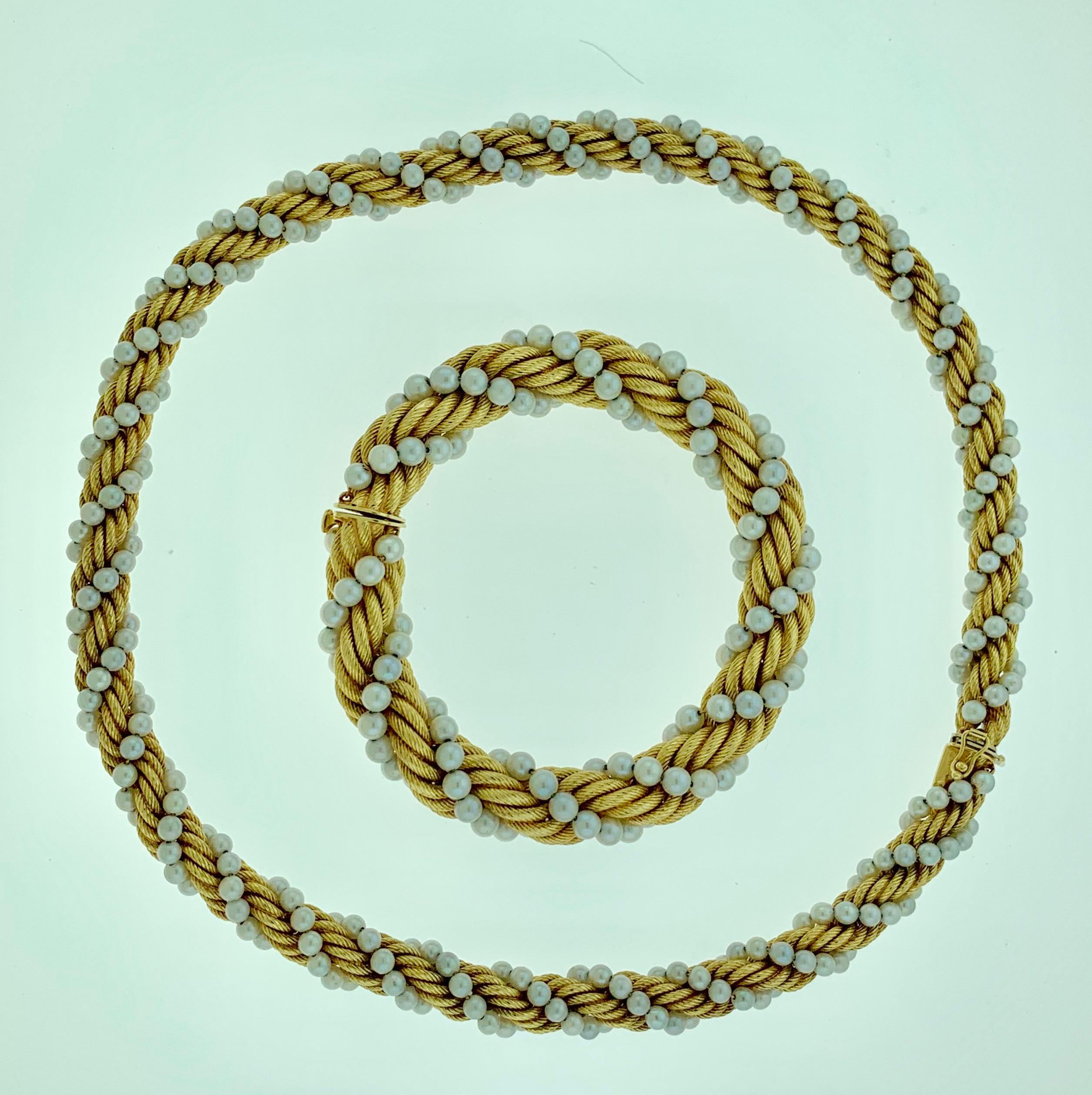 Bucherer, collier et bracelet deux pièces en or jaune 18 carats et perles en vente 1