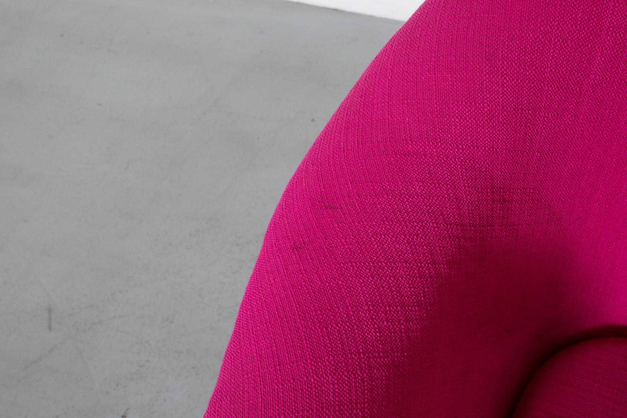 Silla Bucket Lounge de Miroslav Navrátil para Vertex en tapicería New Fuschia en venta 7