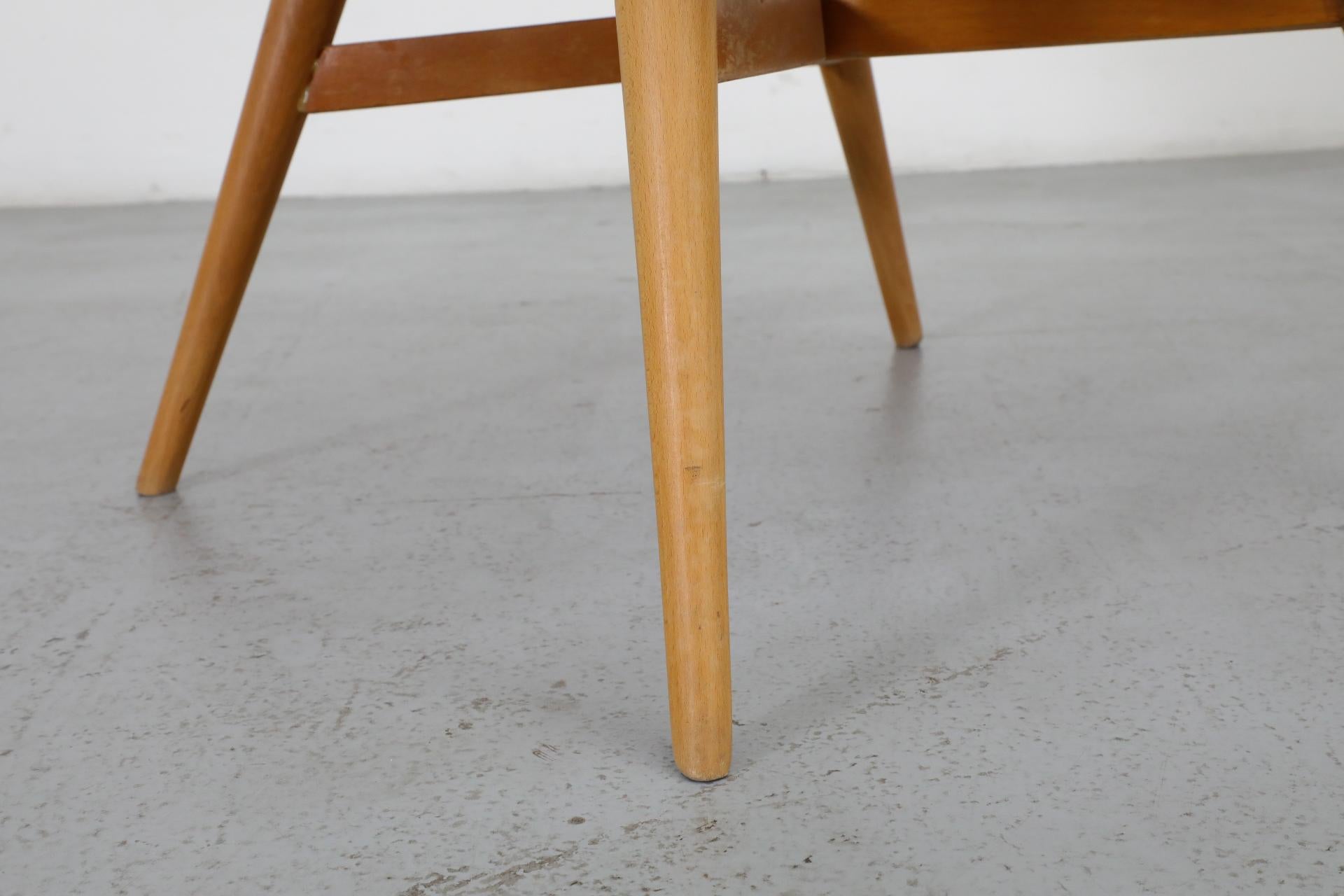 Chaises longues en forme de seau de Miroslav Navrátil pour Vertex dans leur état d'origine en vente 5