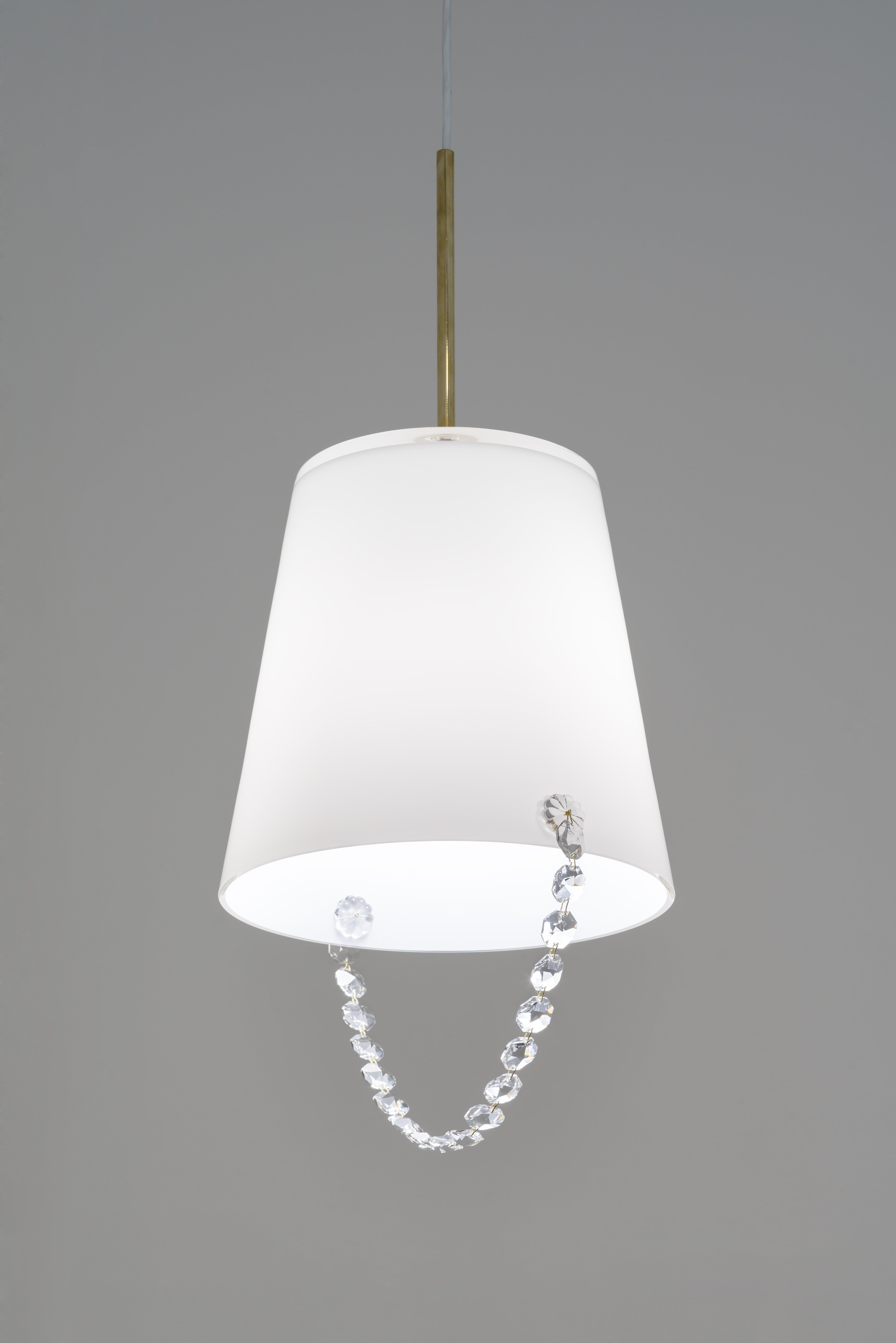 Bucket of Winnerpendant lamp by HG Atelier
Dimensions: D 31 x H 49 cm
Materials: White / clear glass, crystal beads, hand blown glass

HG Atelier Design focuses on design and production of lights and lighted objects. We specialize in developing