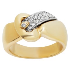 Vintage Buckle Ring in 18k Yellow Gold with Diamond Accents