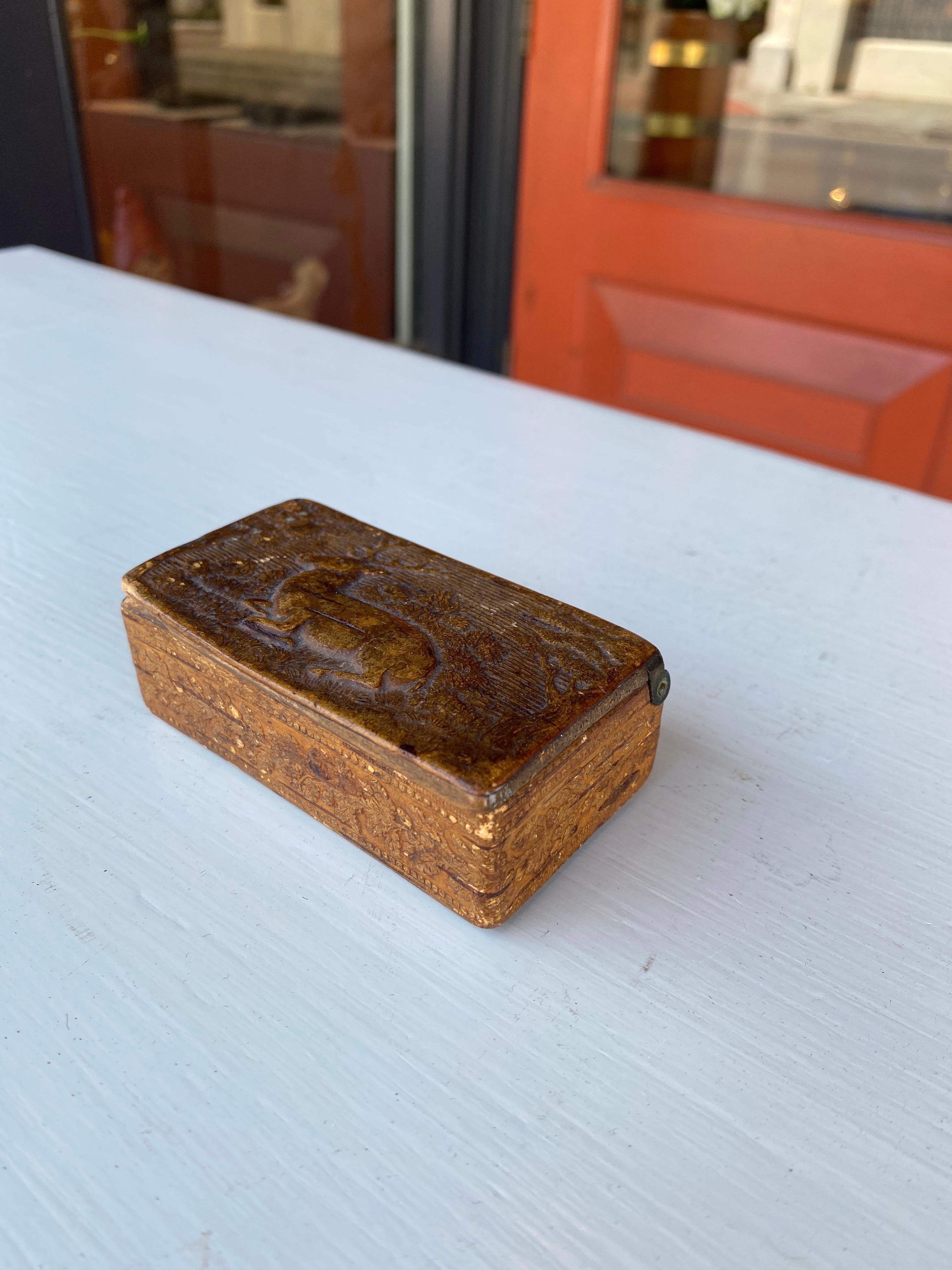 American Bucks County Pa Carved Snuff Box For Sale