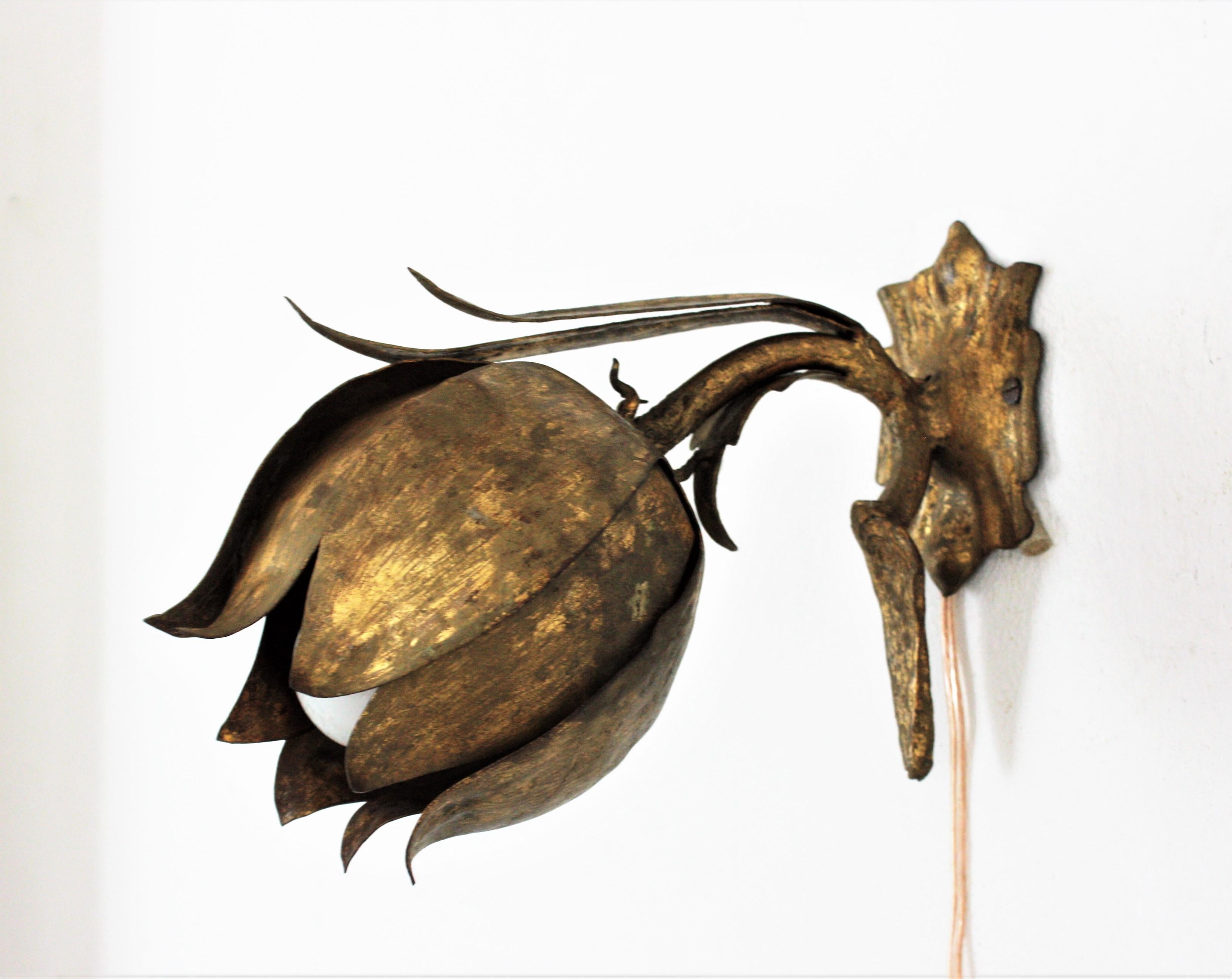 Bud Flower Wall Sconce in Gilt Iron, 1940s 6