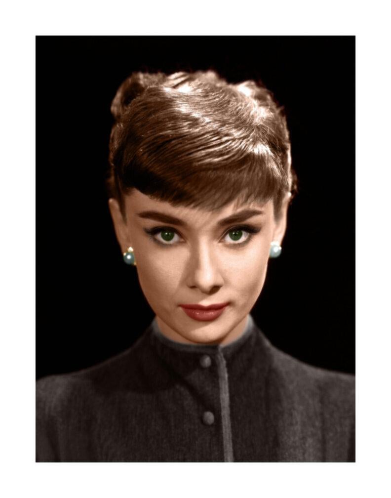 Color Photograph Bud Fraker - Audrey Hepburn vacances romaines