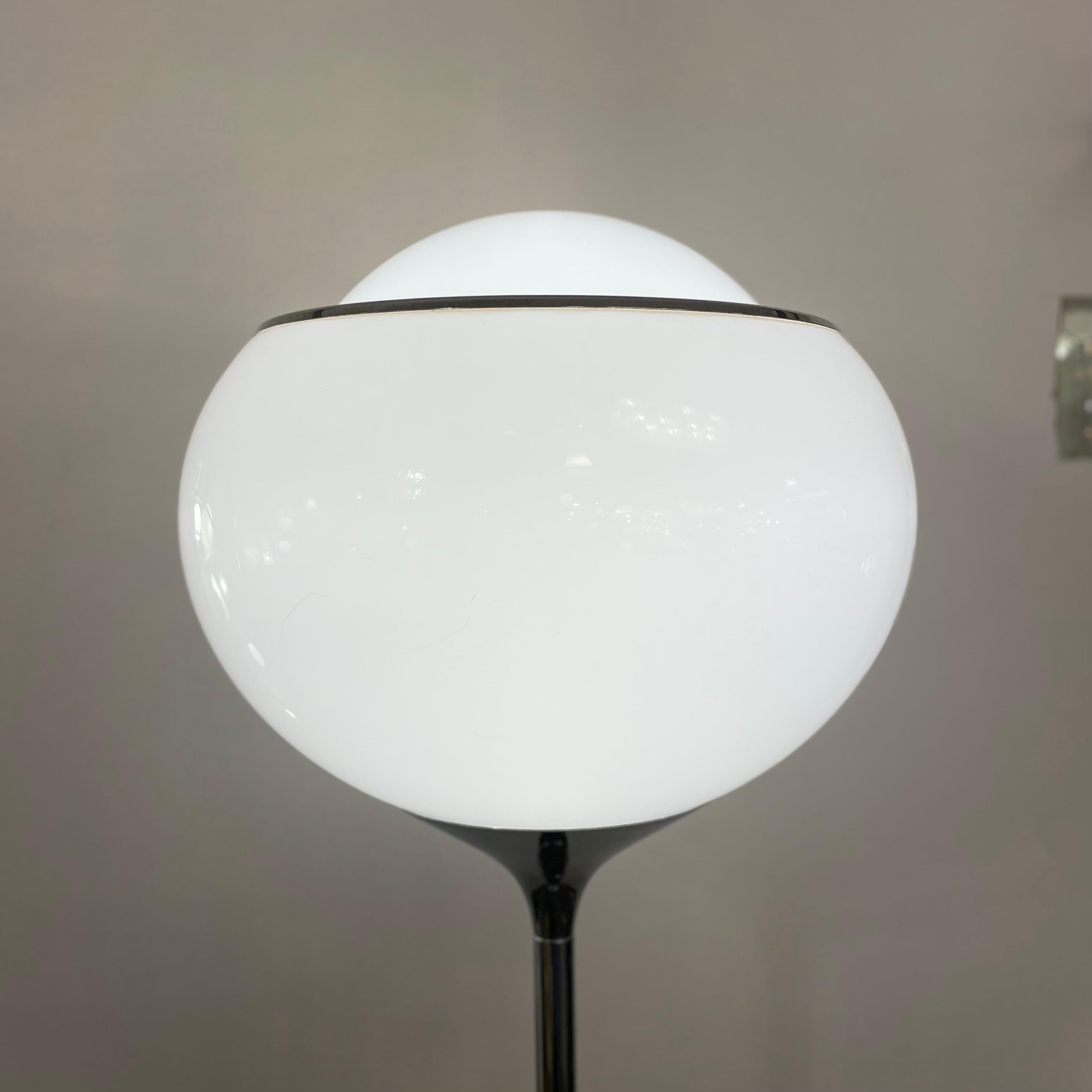 Bud Grande Floor Lamp by Studio 6G for Guzzini, 1968 5