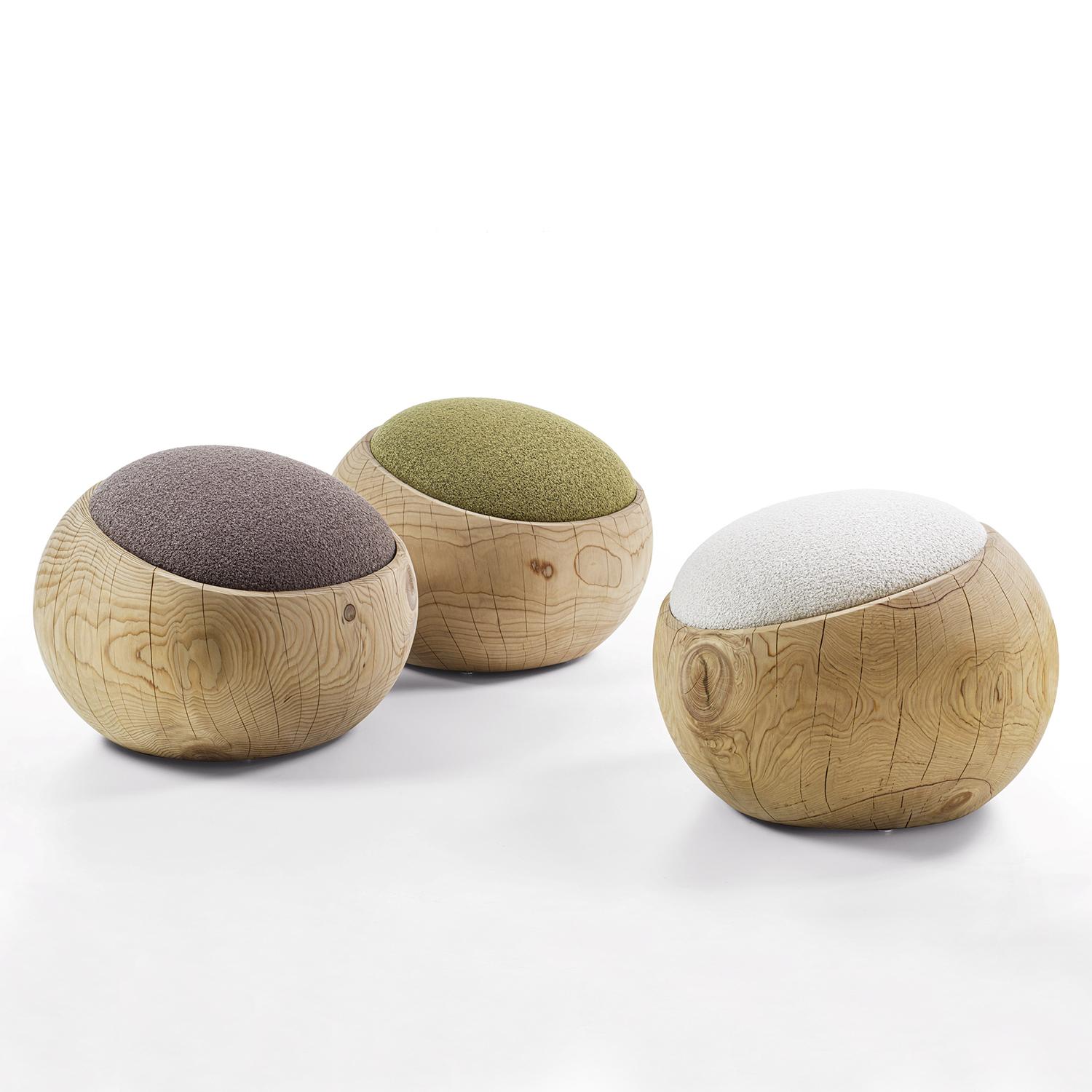 Tabouret en cèdre Bud Kaki en vente 3
