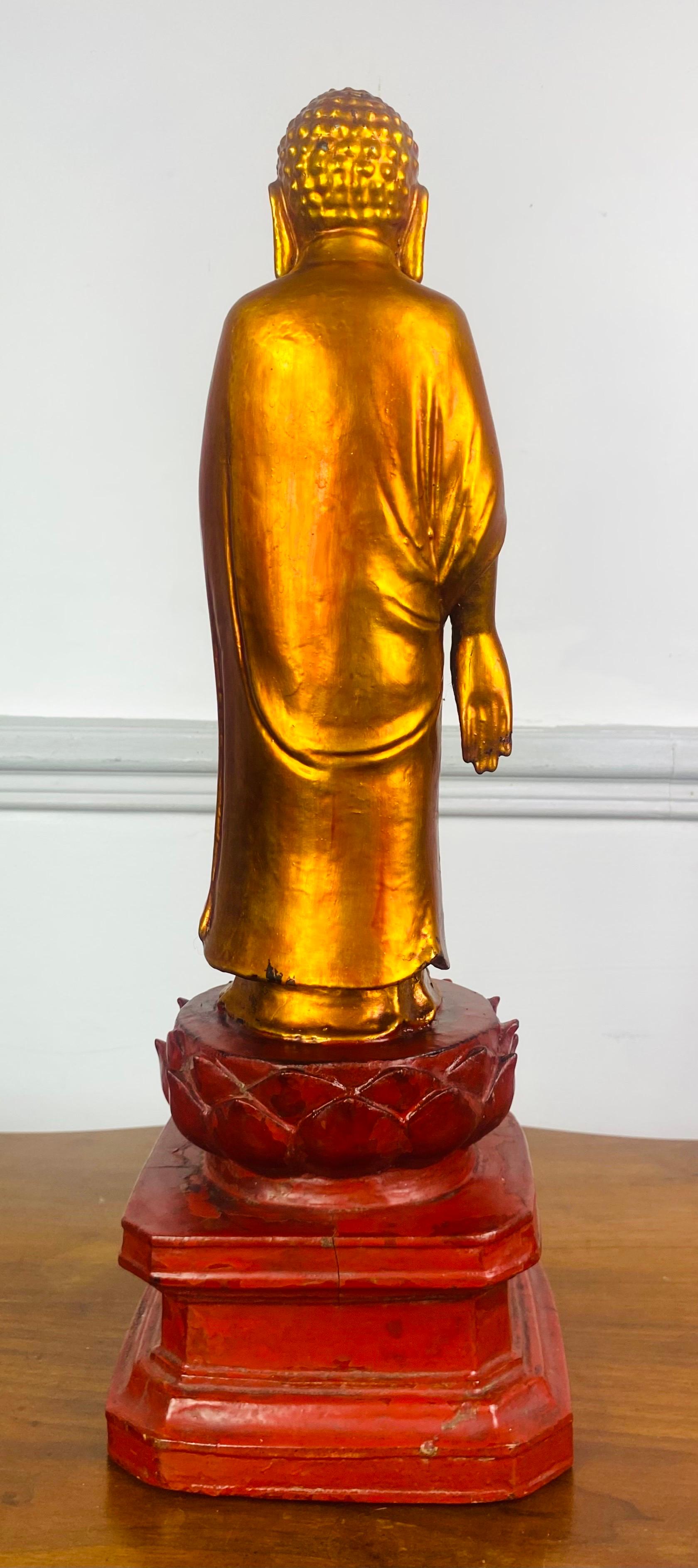 Wood Wood en bois doré et laqué, Asie de l'Est, fin du XIXe siècle en vente 5