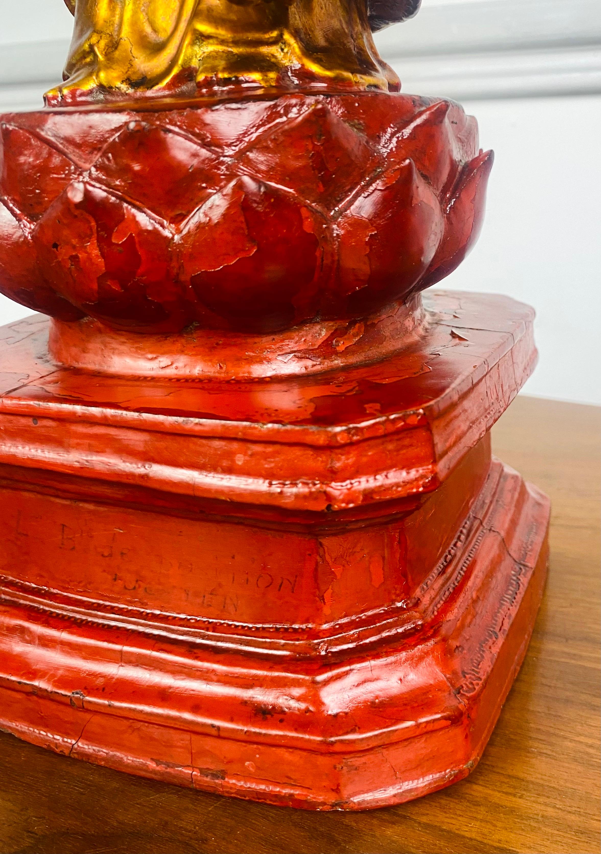 Wood Wood en bois doré et laqué, Asie de l'Est, fin du XIXe siècle en vente 9