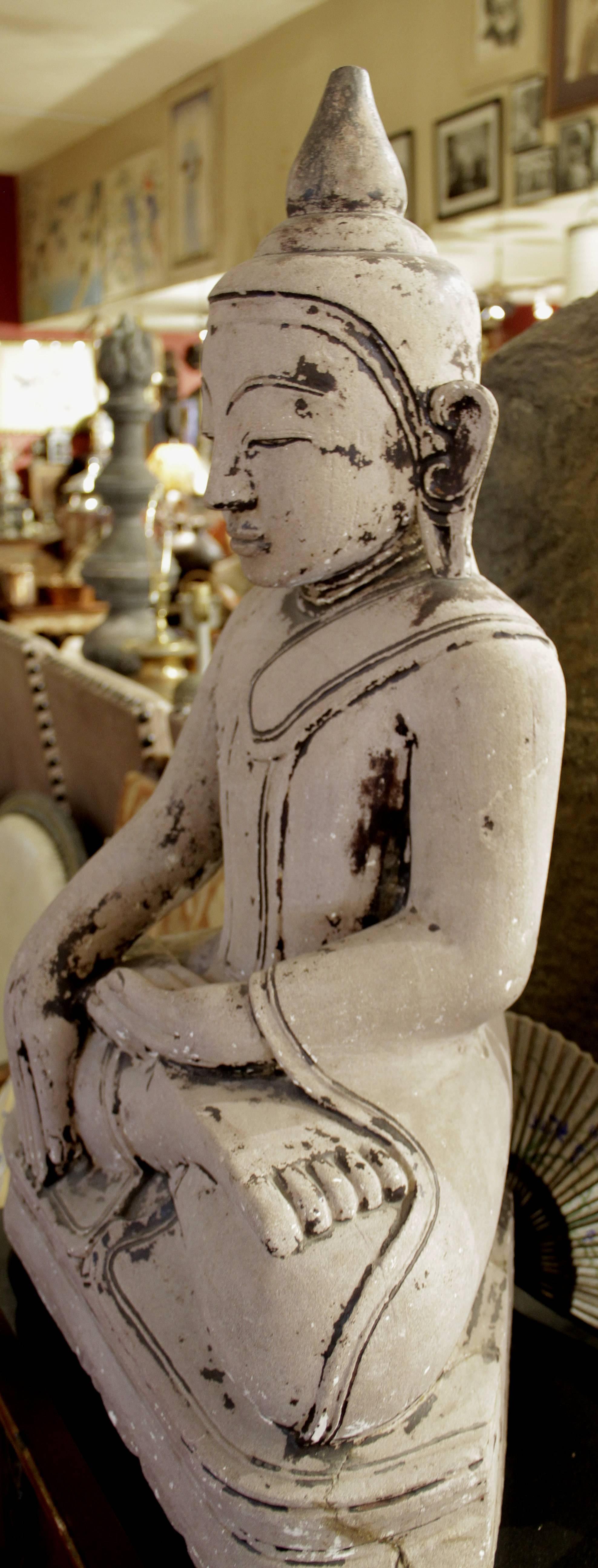 Buddha Burma 17th Century Stone Statue In Excellent Condition For Sale In Monterey, CA
