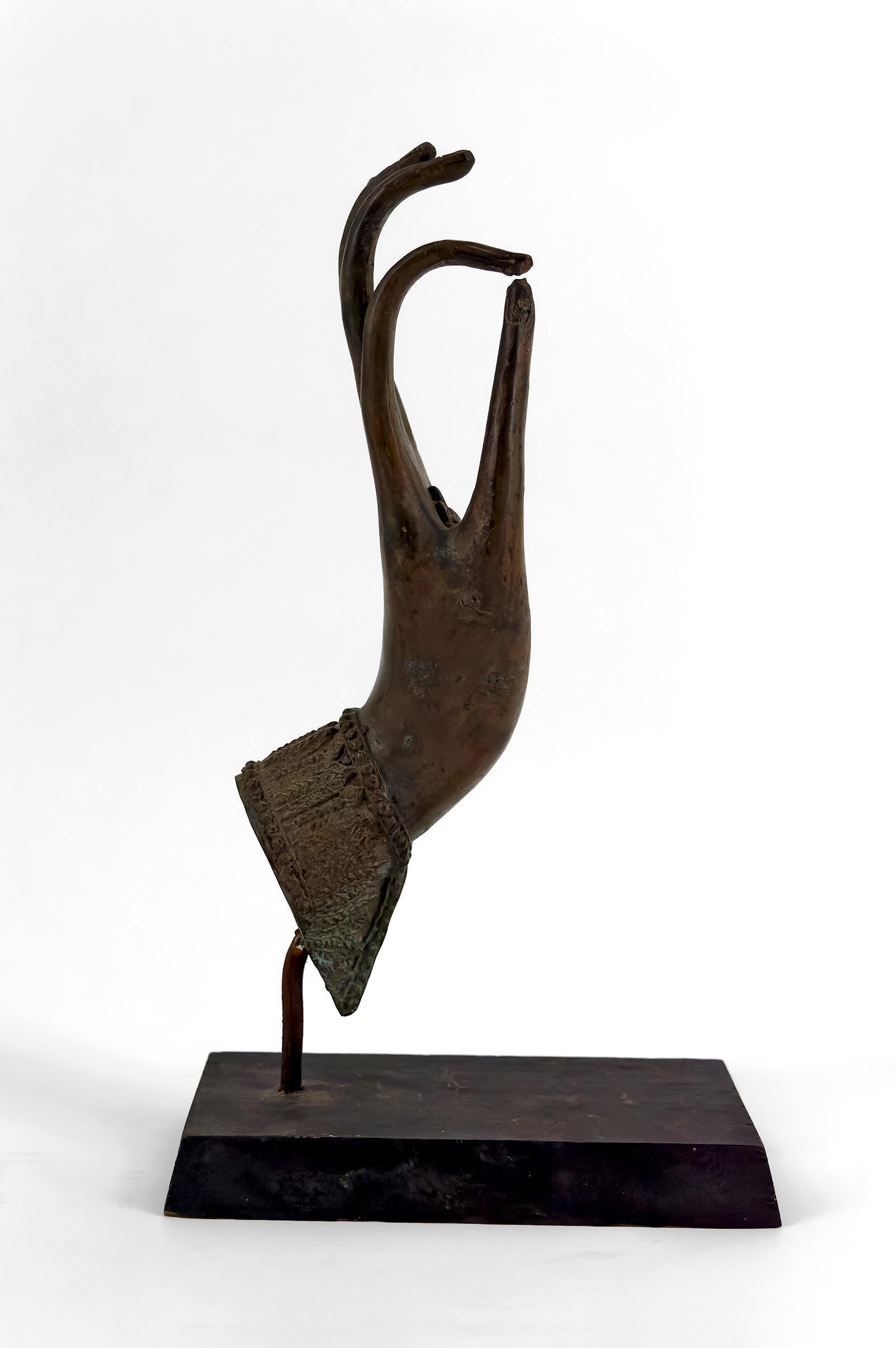 Bouddha en bronze patiné, monté sur socle, Thaïlande, 20e siècle Bon état - En vente à VÉZELAY, FR