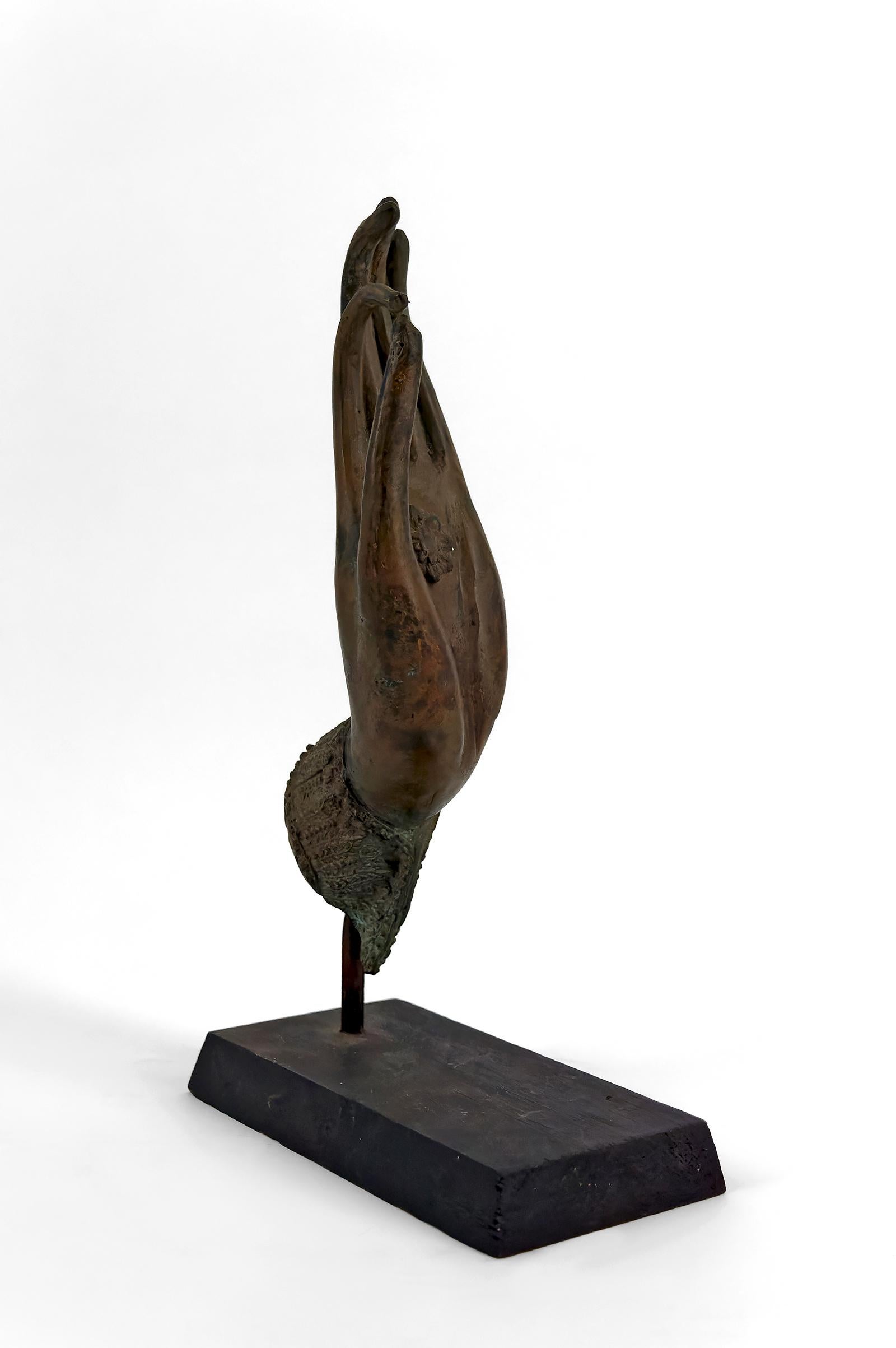 20ième siècle Bouddha en bronze patiné, monté sur socle, Thaïlande, 20e siècle en vente