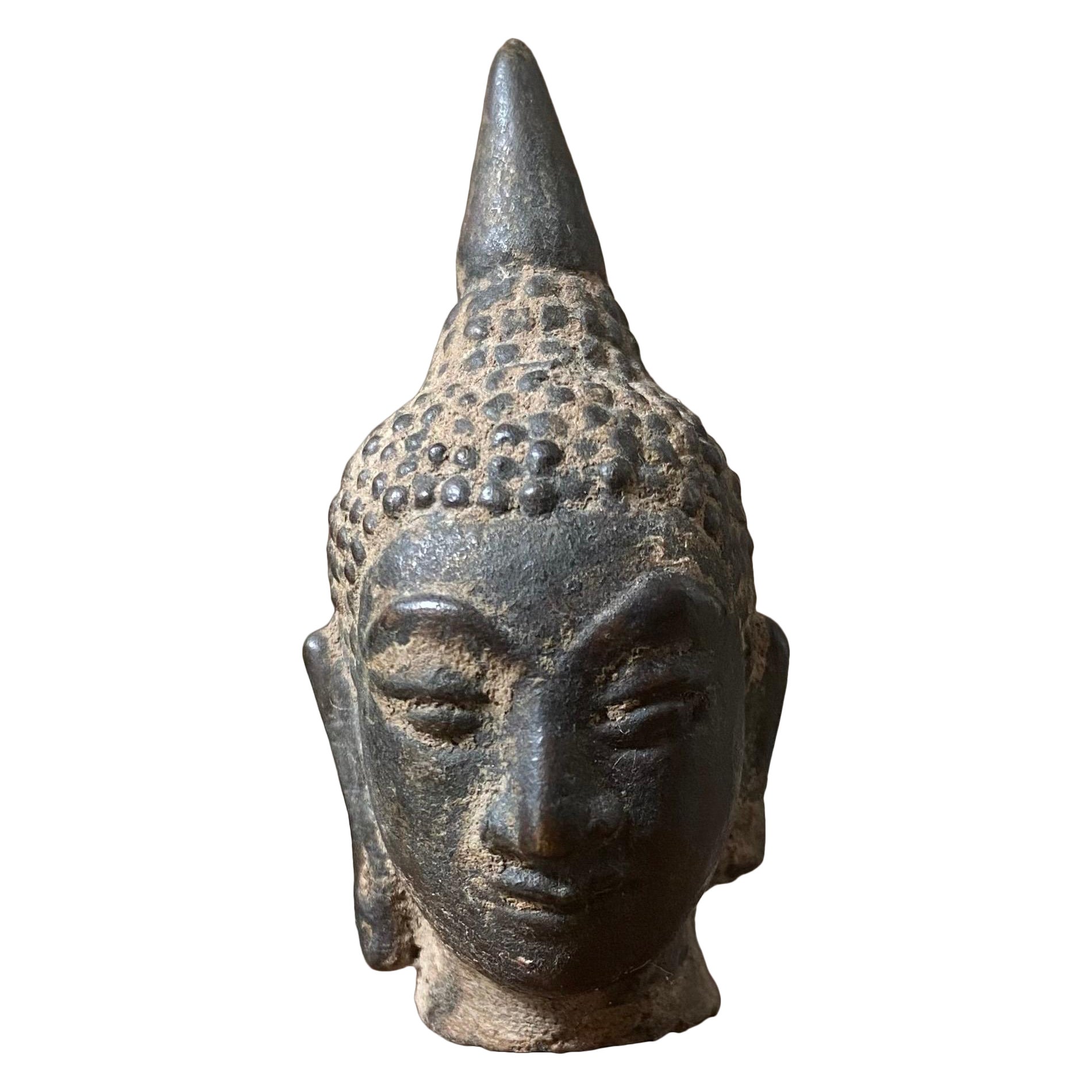 Buddha-Kopf - Thailand, Königreich Sukhothai oder Ayutthaya, 16. bis 17. im Angebot