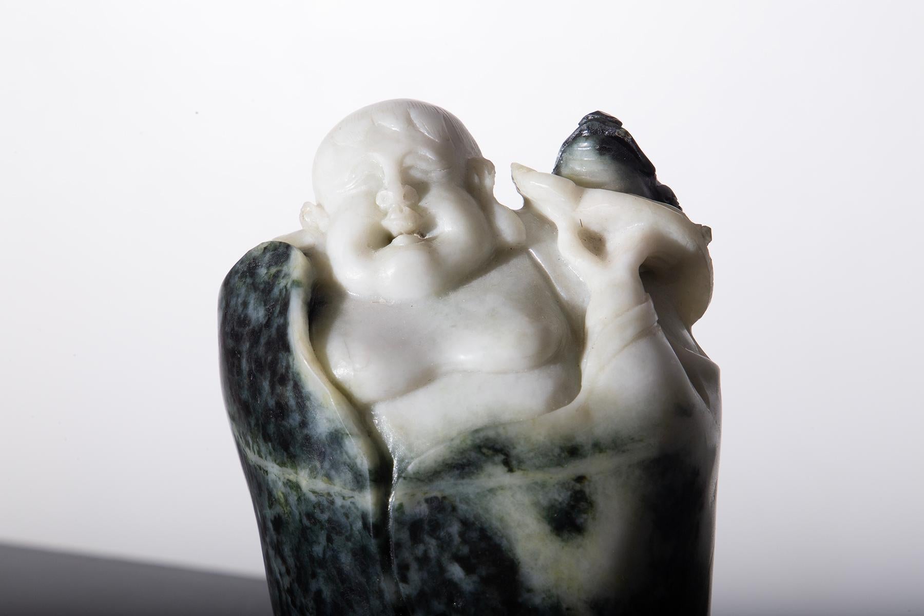 Bouddha en racine de jade Bon état - En vente à Milano, IT