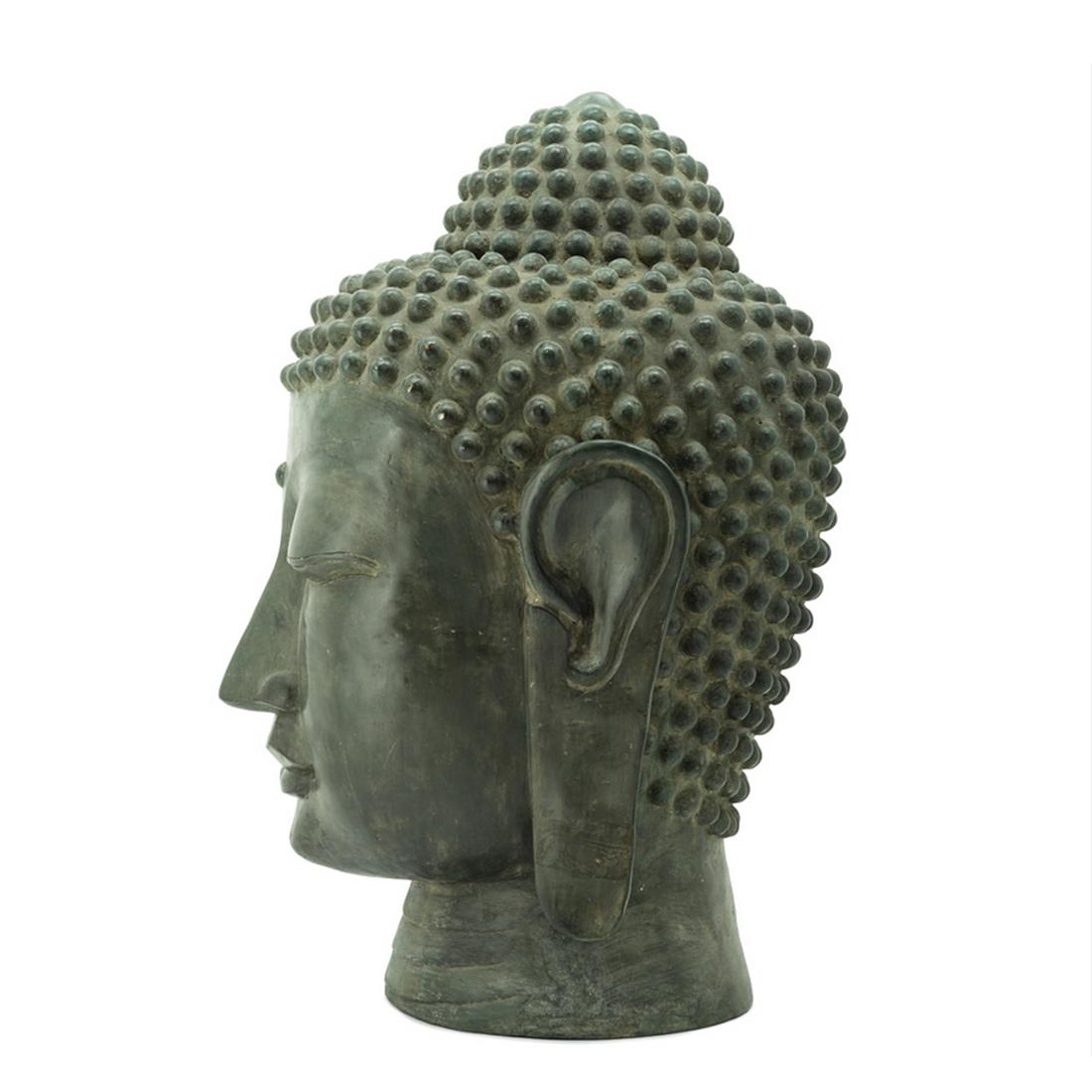 Sculpture Bouddha moyen tout en solide
laiton en finition oxydée.