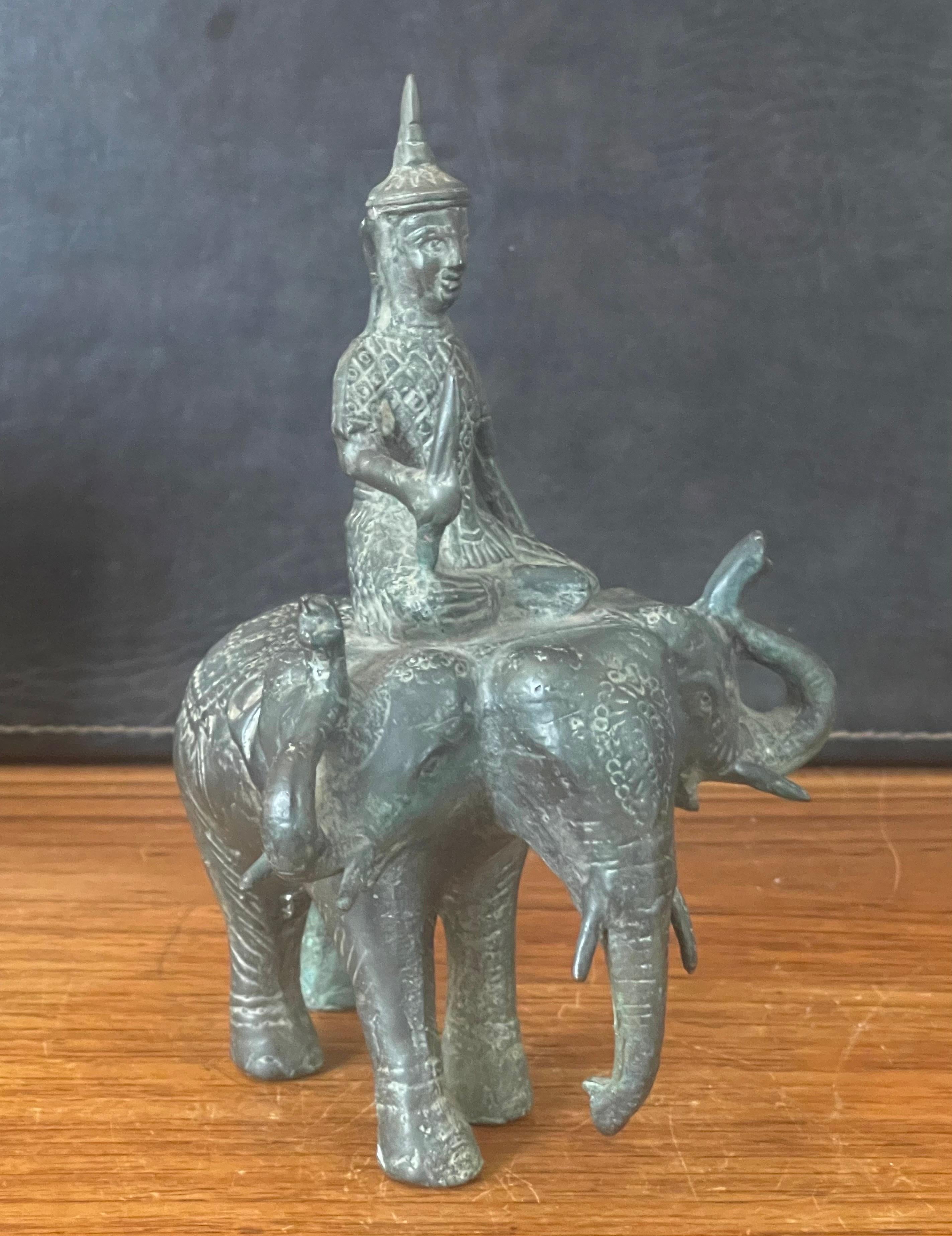 Buddha Riding Three Headed Elephant Bronze Sculpture / Indra on Erawan In Good Condition For Sale In San Diego, CA