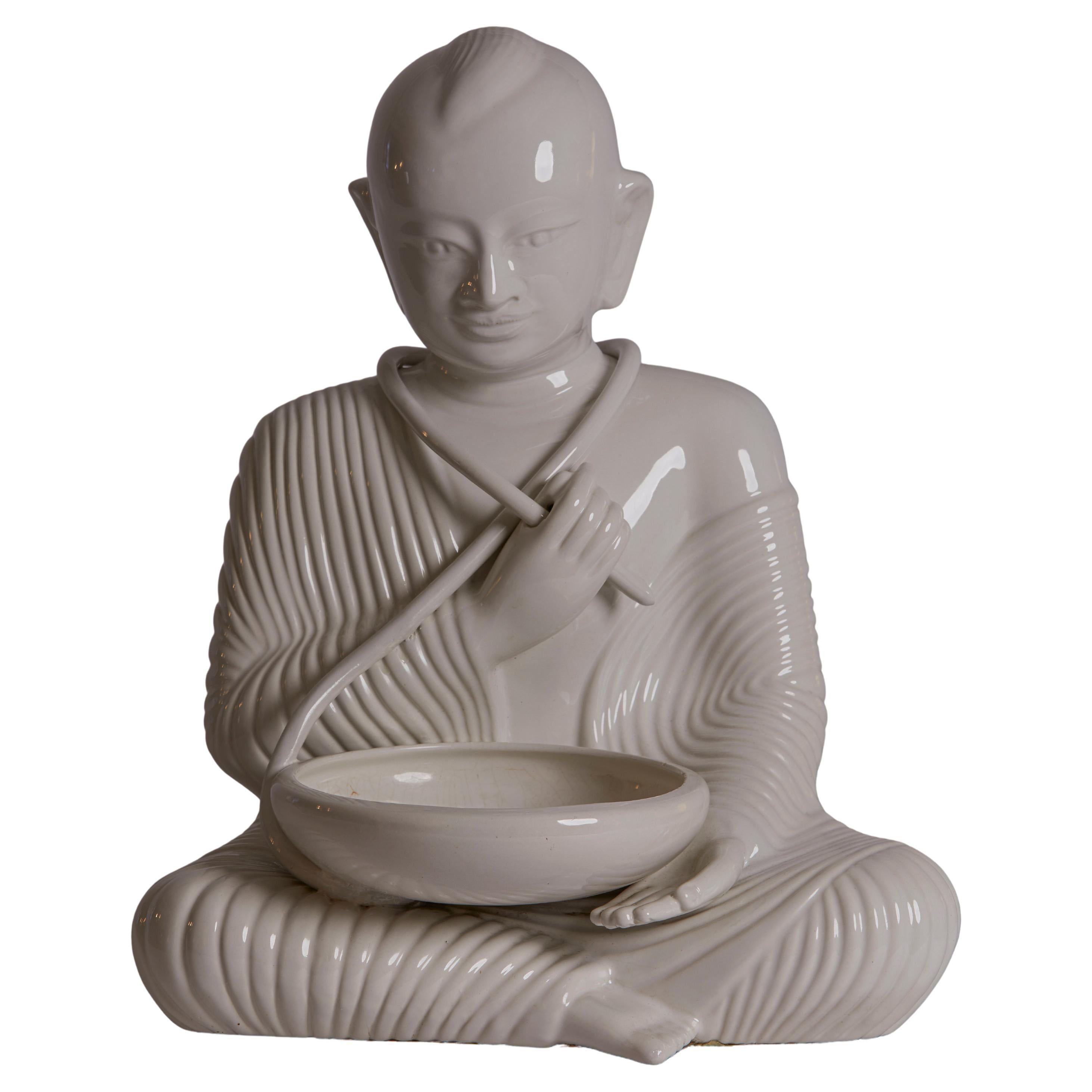 Escultura y cuenco de cerámica esmaltada Blanc Budista, Italia Años 80 en venta