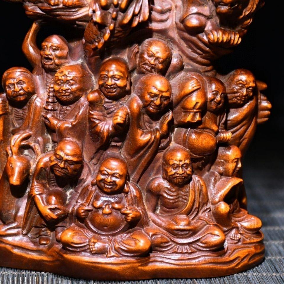 Buddhist Eighteen Arhats Worship the Buddha Wood Sculpture For Sale 4