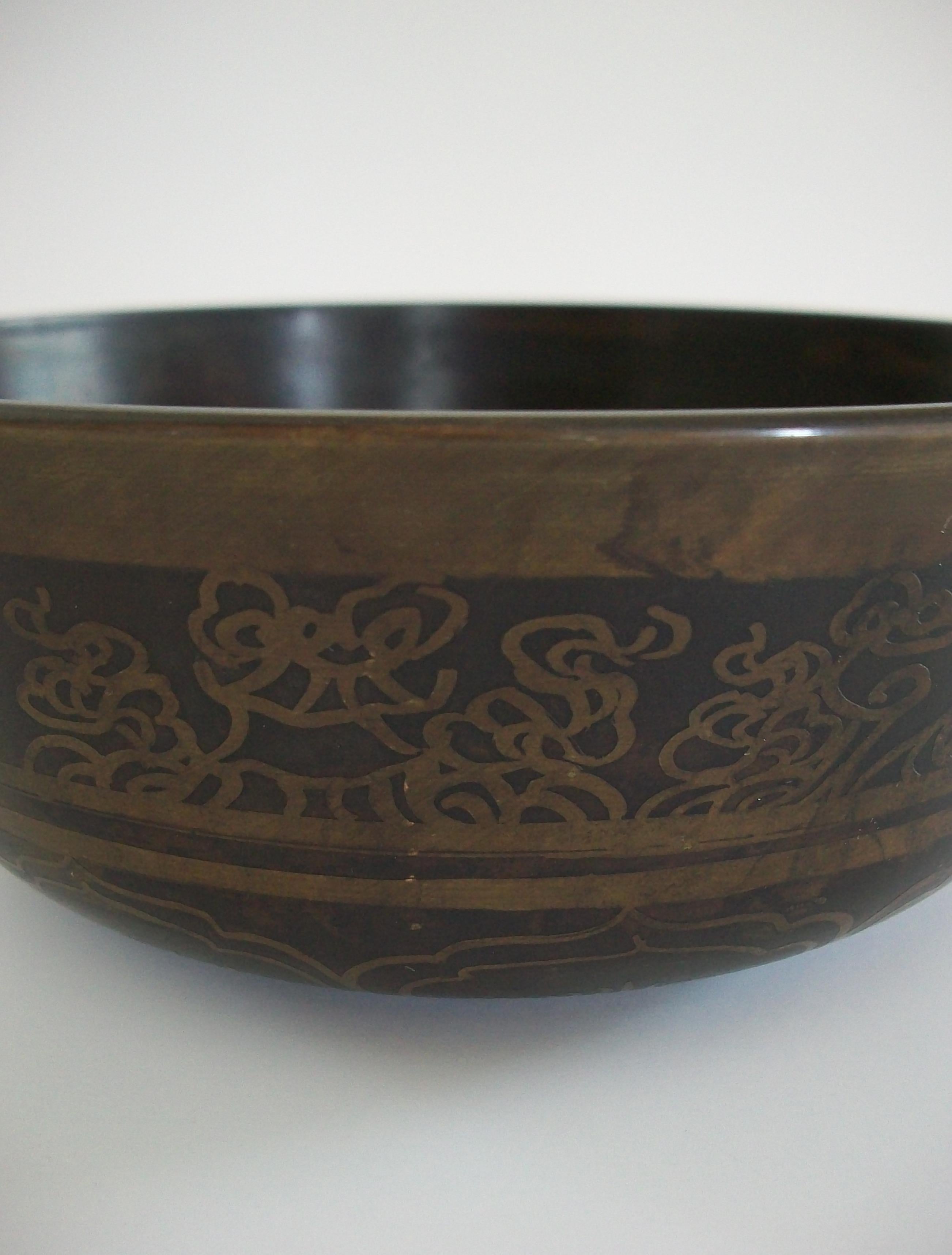 Buddhist Inlaid Bronze Singing Bowl with 8 Auspicious Symbols - Mid 20th Century For Sale 3
