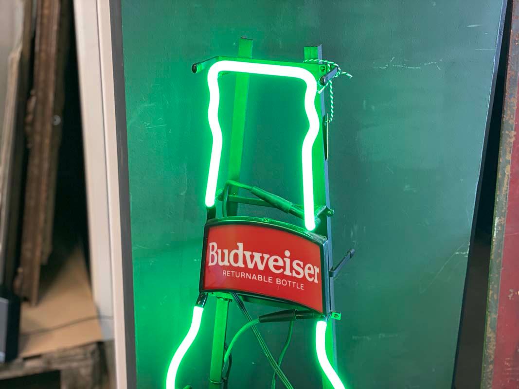 vintage budweiser light up sign